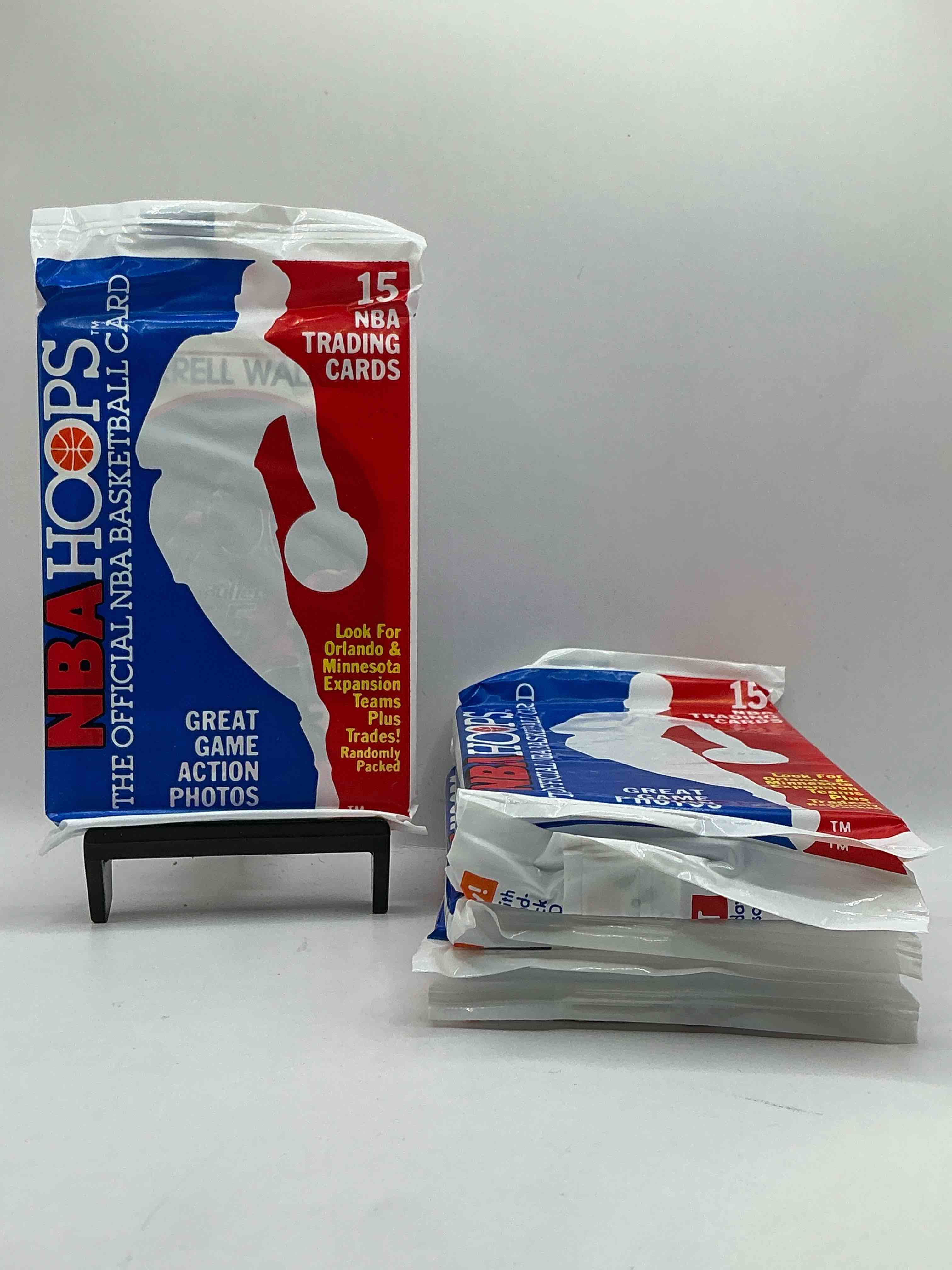 1989 Wow Valuable Michael Jordan?! Getting Very Rare! 1989/90 NBA Hoops Sealed Pack, Direct From Original Retail Case! Search For Valuable Michael Jordan #200 (PSA 10 Value Approx $200) & David Robinson's ONLY True Rookie Card #138 (PSA 10 Value $300) This Year Also Has Many Other Iconic Cards From Magic Johnson, Larry Bird & Too Many Others To List 1989 NBA Hoops Has Exploded in The Collector Market As It's The First Year Of NBA Hoops Production, & Only One Of Two Sets Produced in 1989 Don't Miss Out, Getting Very Rare!