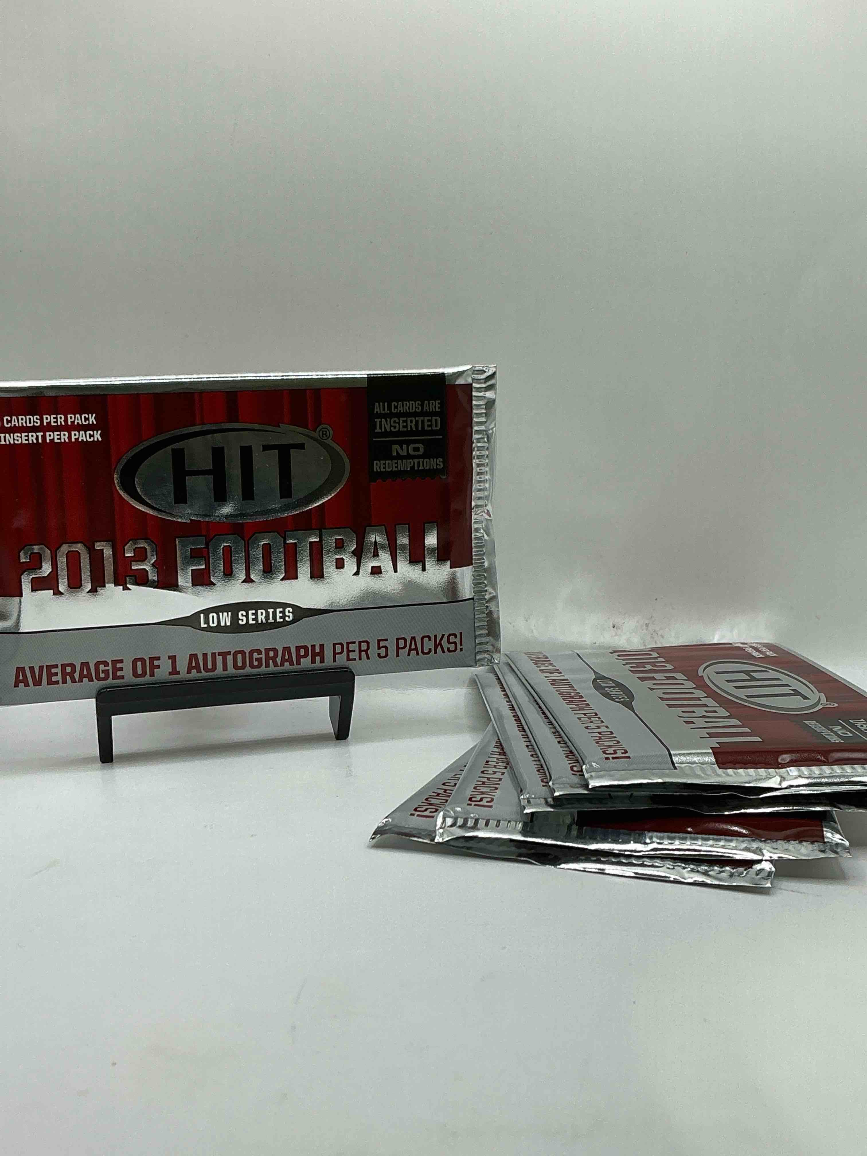 One Autograph In Every Five Packs! WOW! Insane Packs, 2013 Football HIT! Look For Legends, Rookies & More!