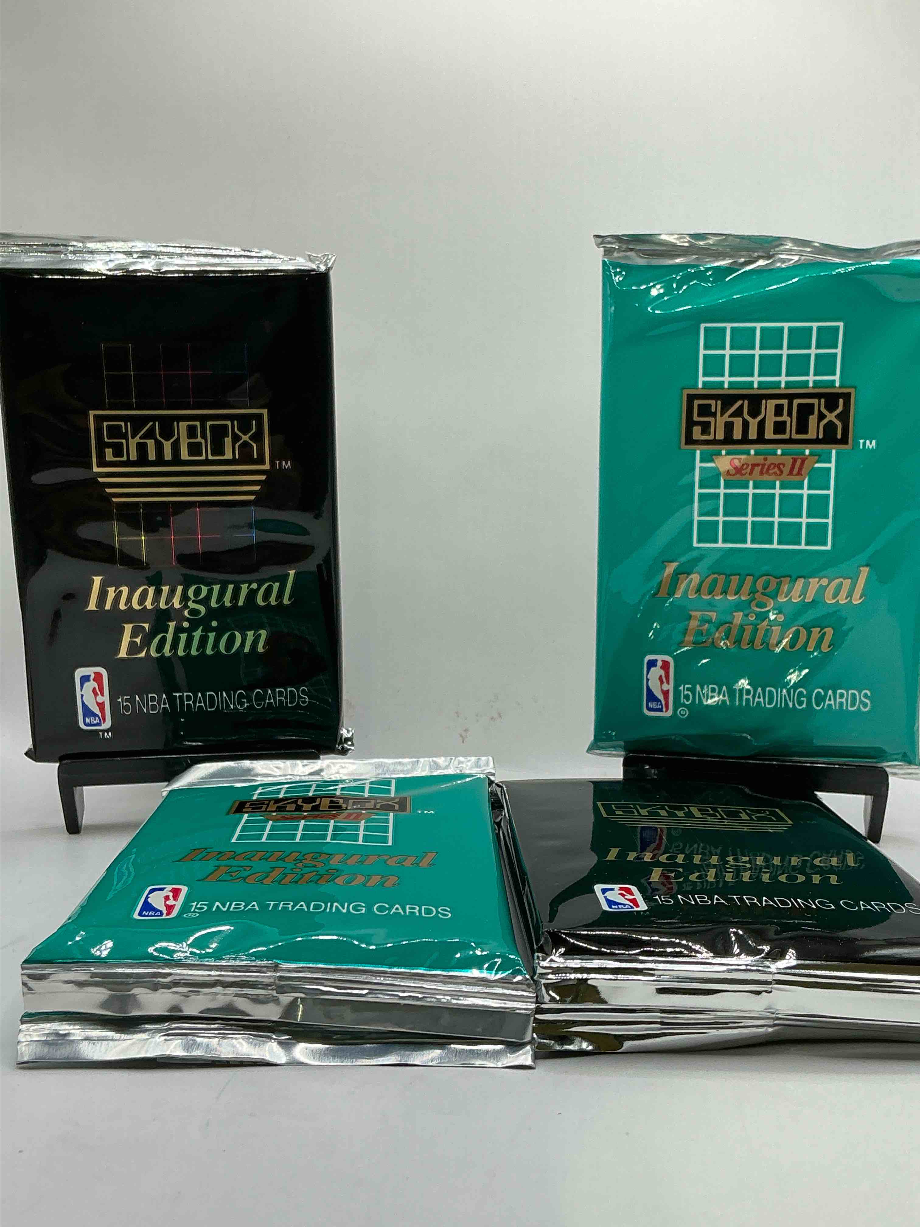 Michael Jordan, Magic Johnson & More! Search For So Many NBA Legends & Stars! 1990-91 Skybox Series Il Unopened Pocks! Direct From Original Box! These Packs Are Sought After For Ther Eye-Catching Teal Look & Awesome Cards! Search For Valuable Michael Jordan, Larry Bird & Magic Johnson Cards! Along With Other Stars!