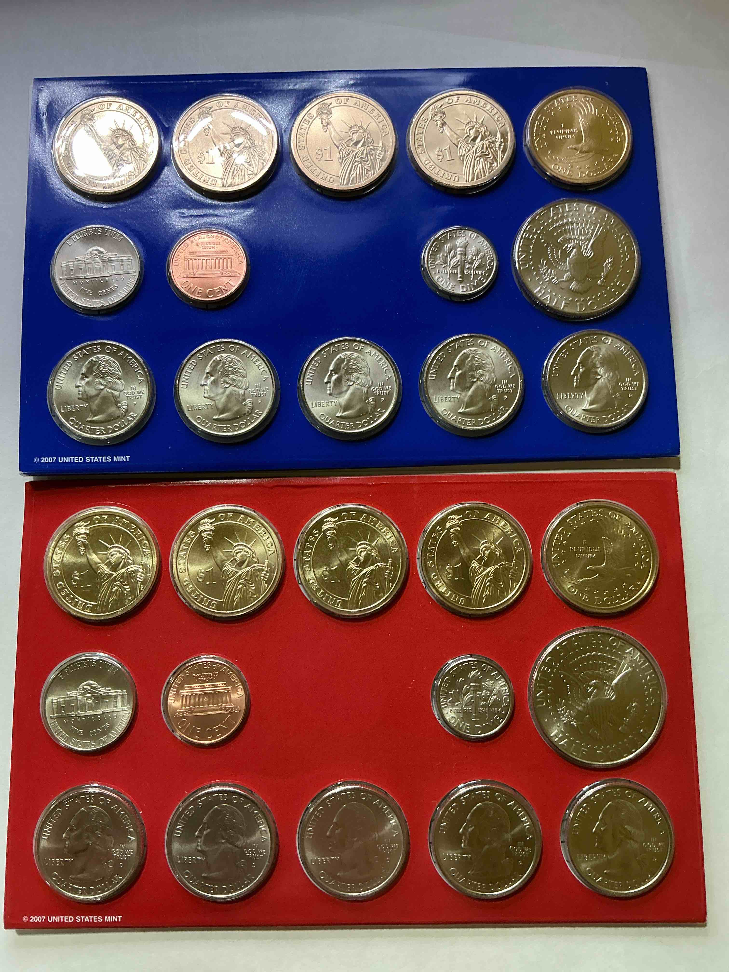 2007 Mint Set! Uncirculated 28 Coin Set, Including President Dollar Coins, Half Dollars, State Quarters, Dimes, Nickels & Pennies! Insane Mint Set!