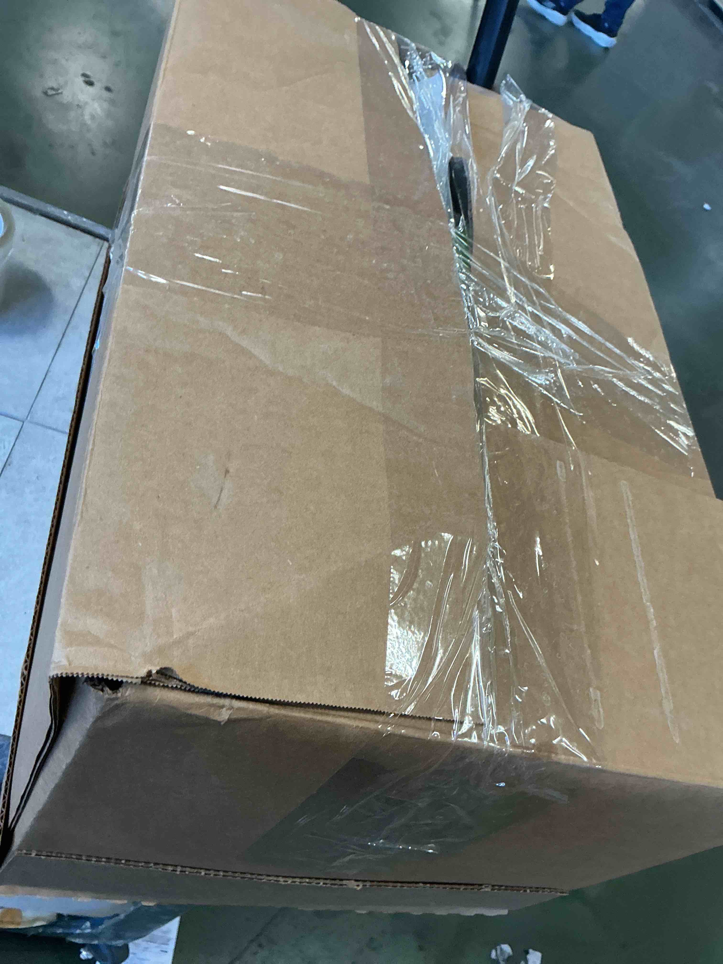 https://s3.amazonaws.com/lotting-images-prod/bidfta/BRN3622331_1760366311242.jpeg