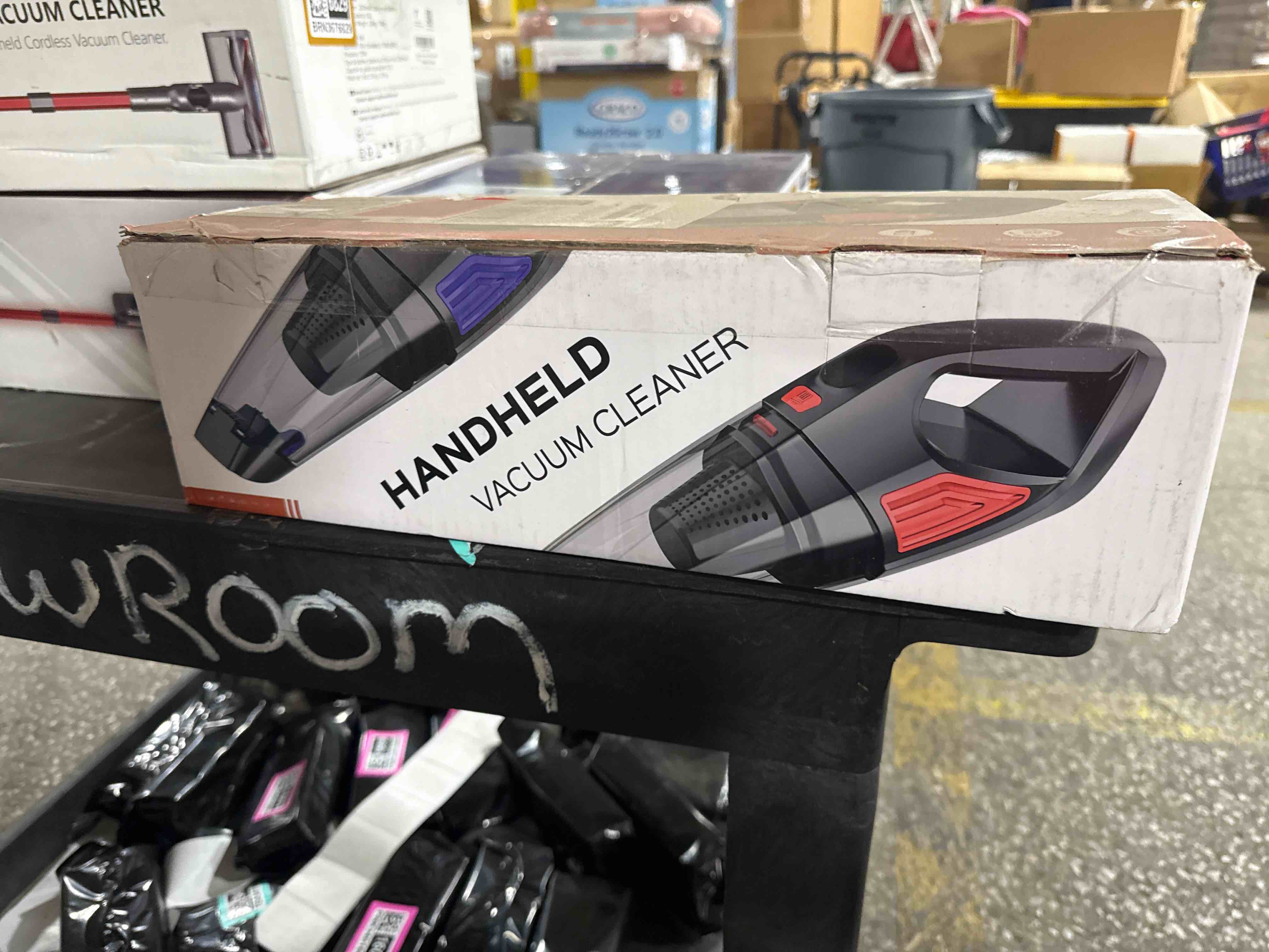 handheld vacuum cleaner 