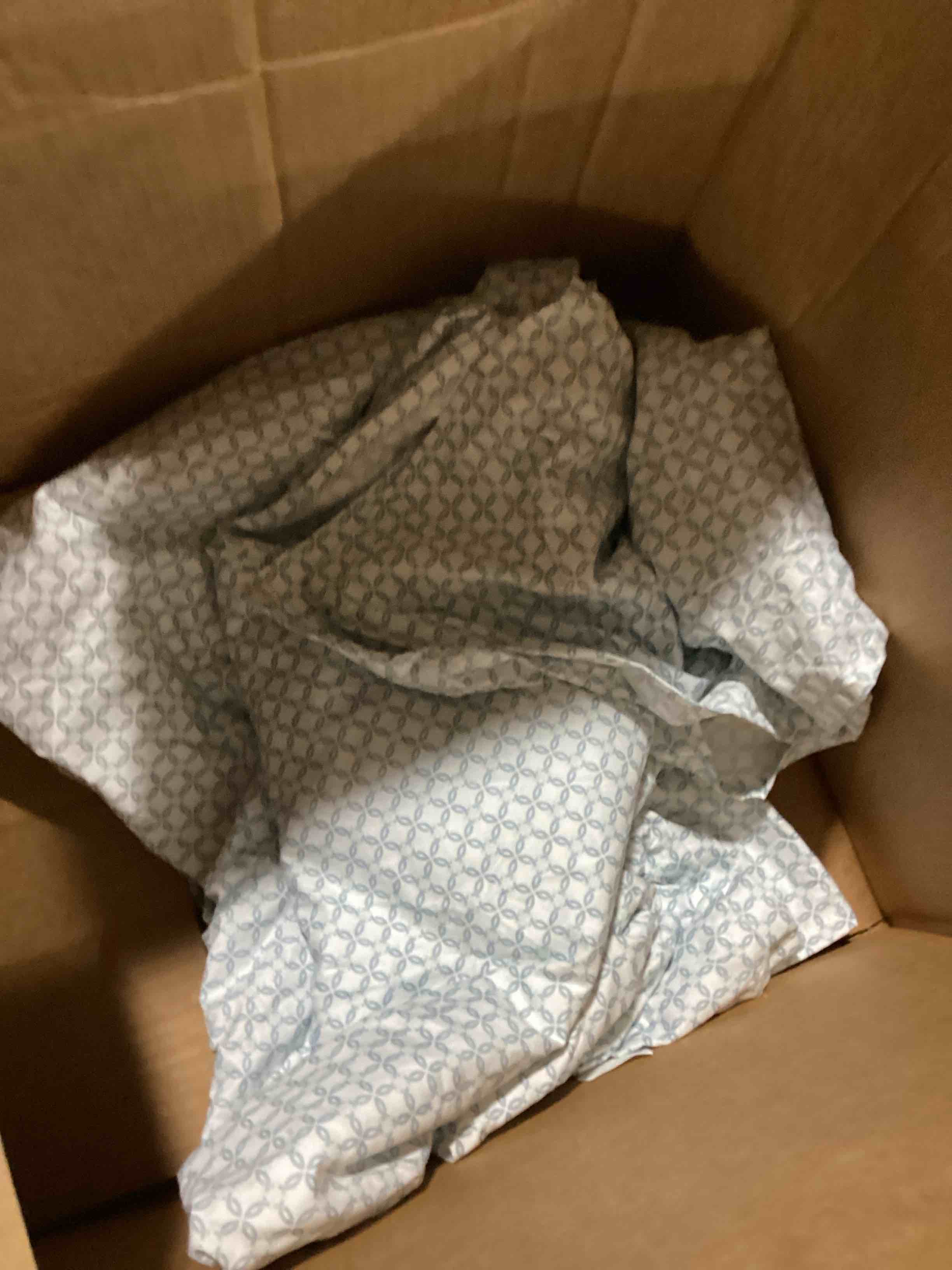 https://s3.amazonaws.com/lotting-images-prod/bidfta/BRN3679624_1759848694732.jpeg