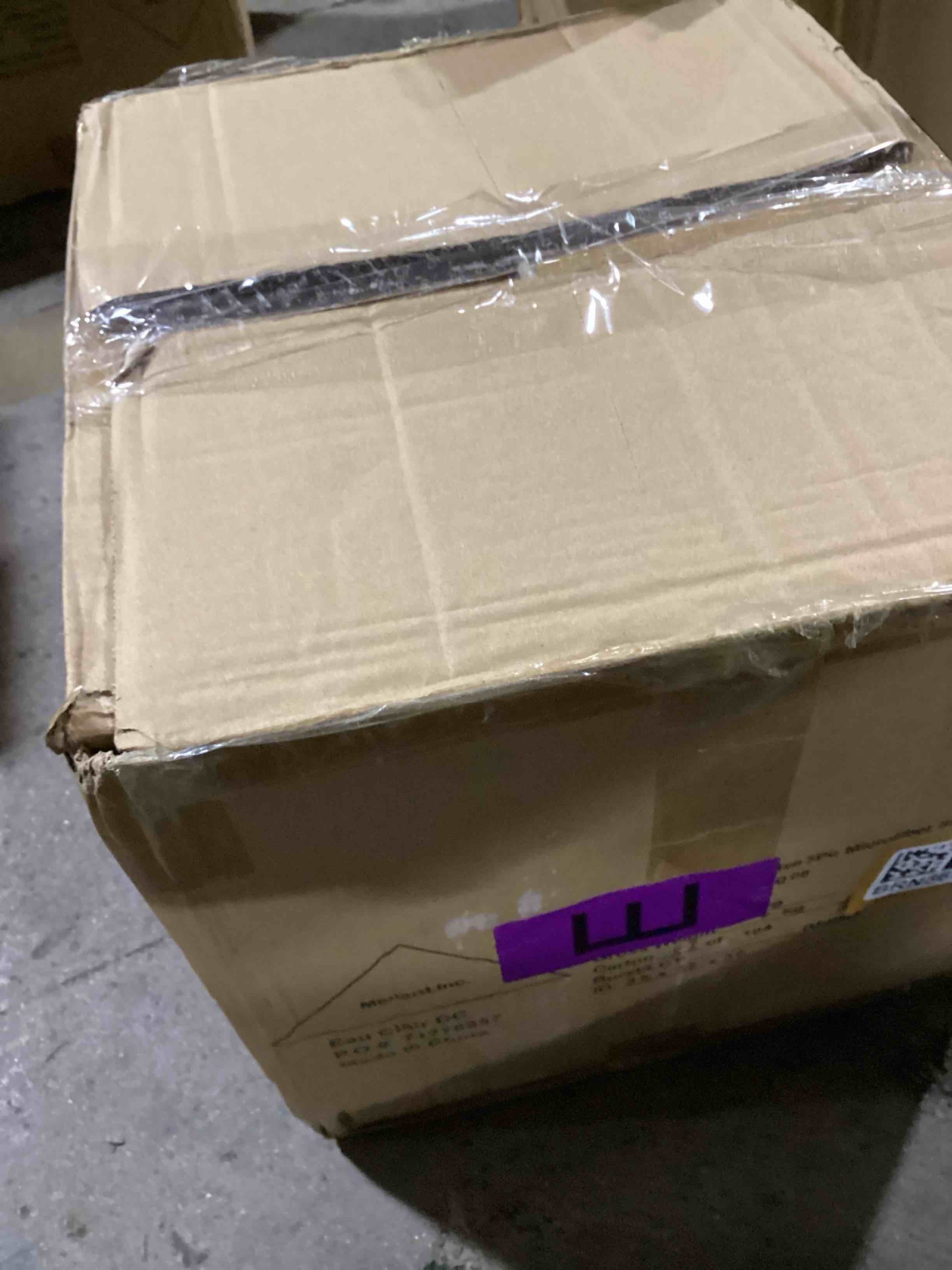 https://s3.amazonaws.com/lotting-images-prod/bidfta/BRN3679646_1759857856847.jpeg