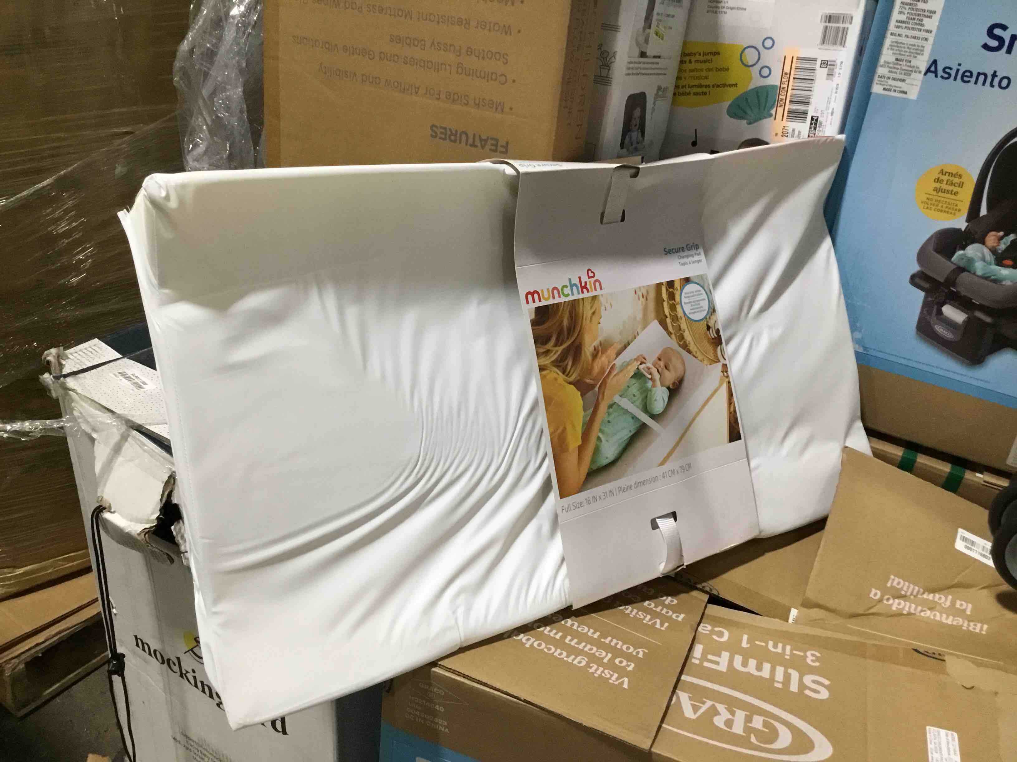 https://s3.amazonaws.com/lotting-images-prod/bidfta/BRN3679730_1760029234206.jpeg