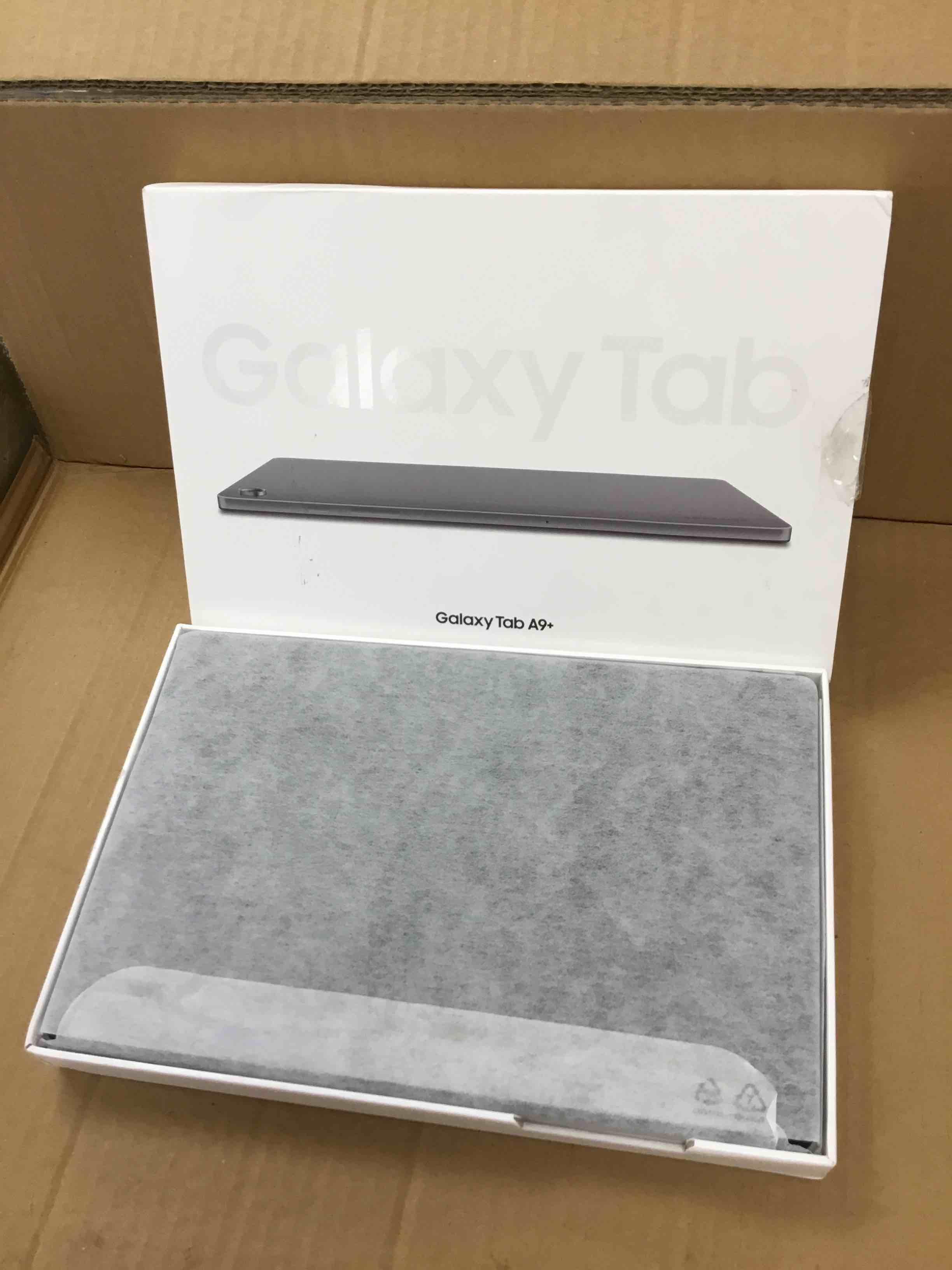 https://s3.amazonaws.com/lotting-images-prod/bidfta/BRN3679908_1760630341245.jpeg