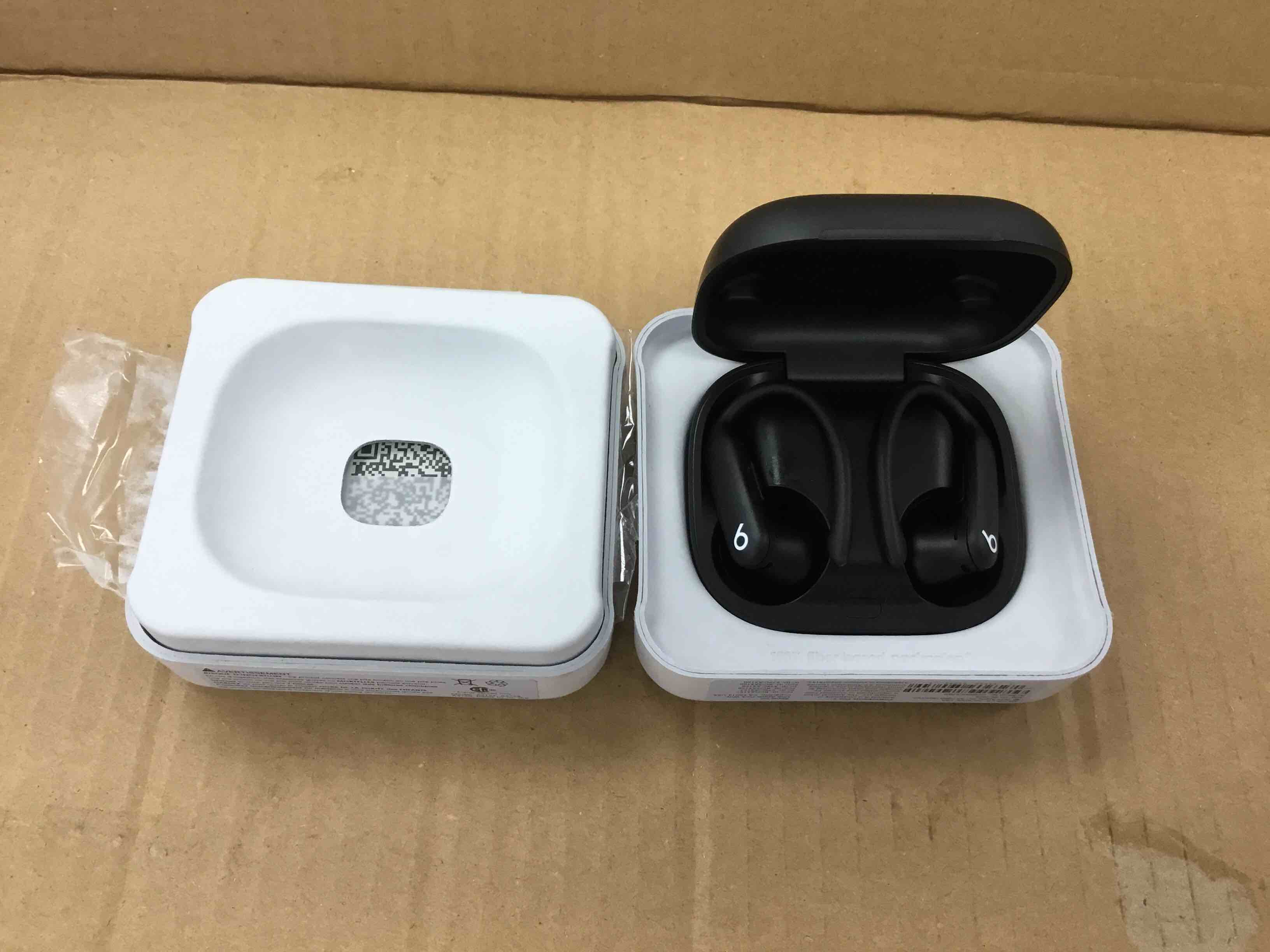 https://s3.amazonaws.com/lotting-images-prod/bidfta/BRN3679927_1760630854148.jpeg