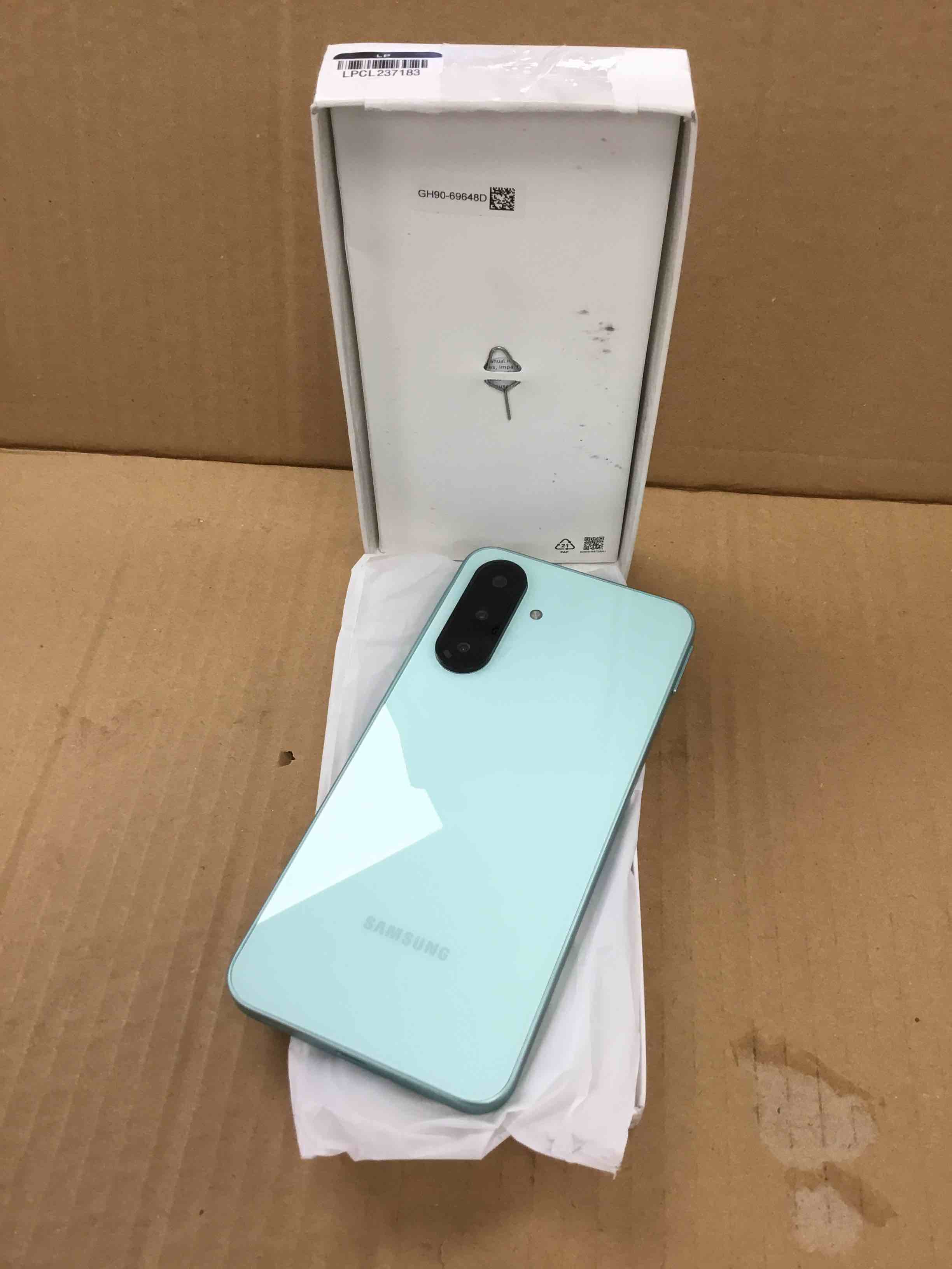 https://s3.amazonaws.com/lotting-images-prod/bidfta/BRN3679928_1760630740229.jpeg