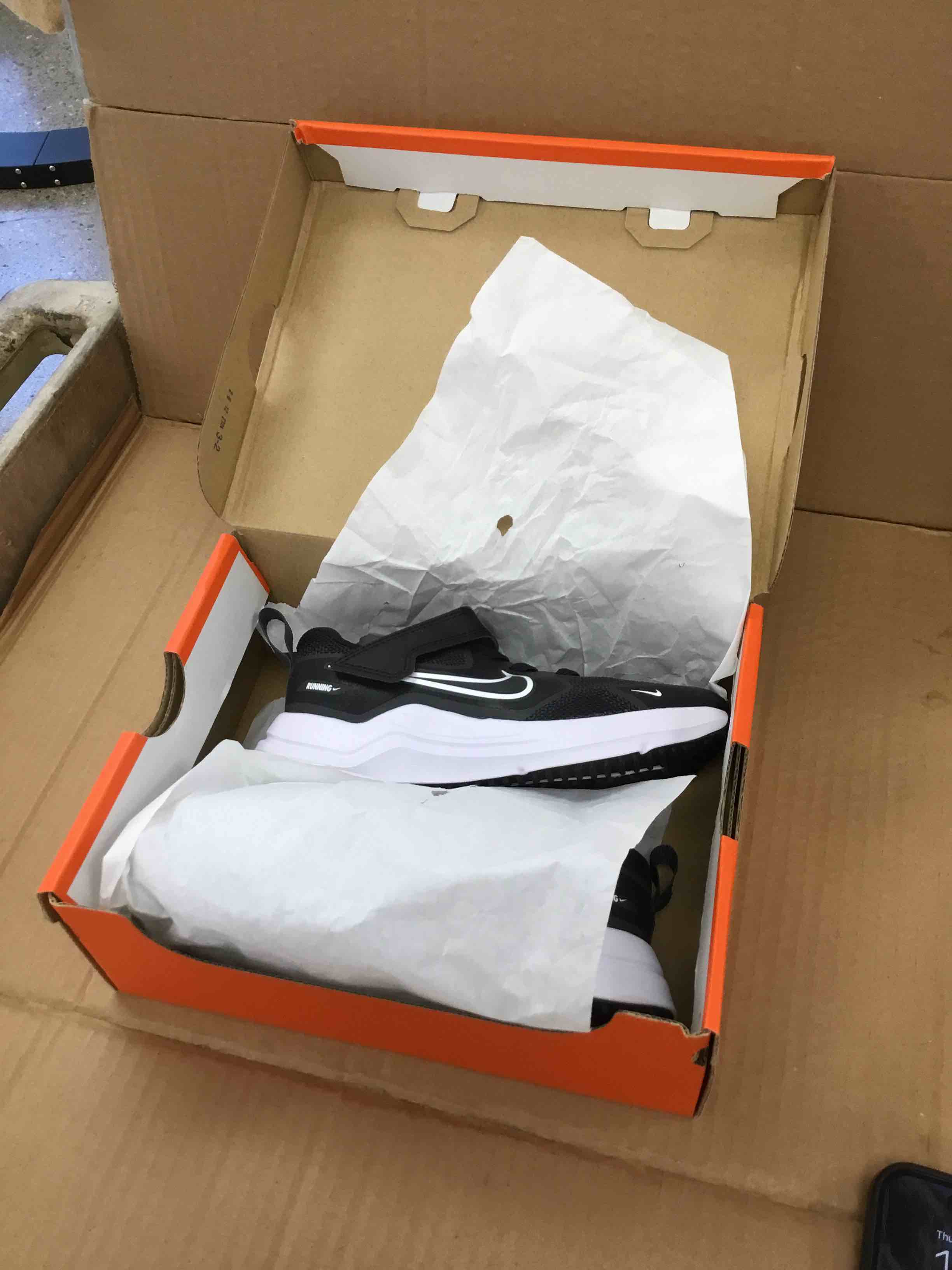 https://s3.amazonaws.com/lotting-images-prod/bidfta/BRN3679930_1760630478117.jpeg