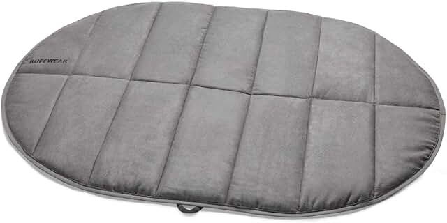 RUFFWEAR, Highlands Dog Pad, Portable Dog Bed for Outdoor Use, Cloudburst Gray, Medium (B082FRQYFG)