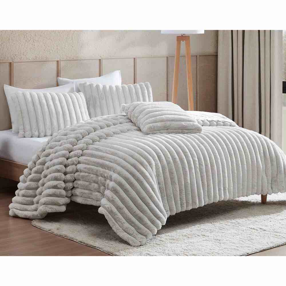 Hallmart Collectibles Ethan 4-Piece King Comforter Set in Gray