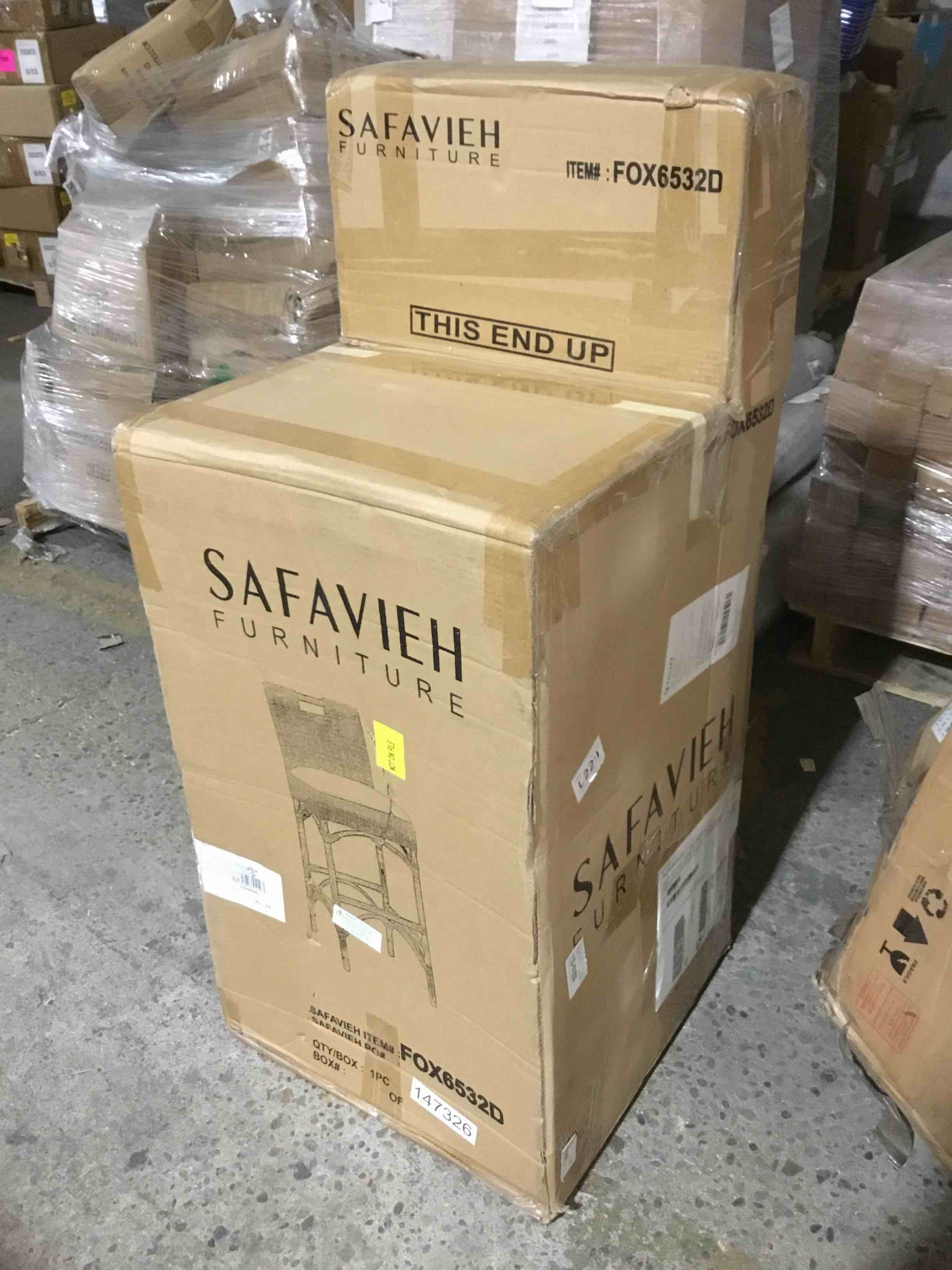 Condition photo showing New/Like New for FOX6532D Fremont Barstool, White