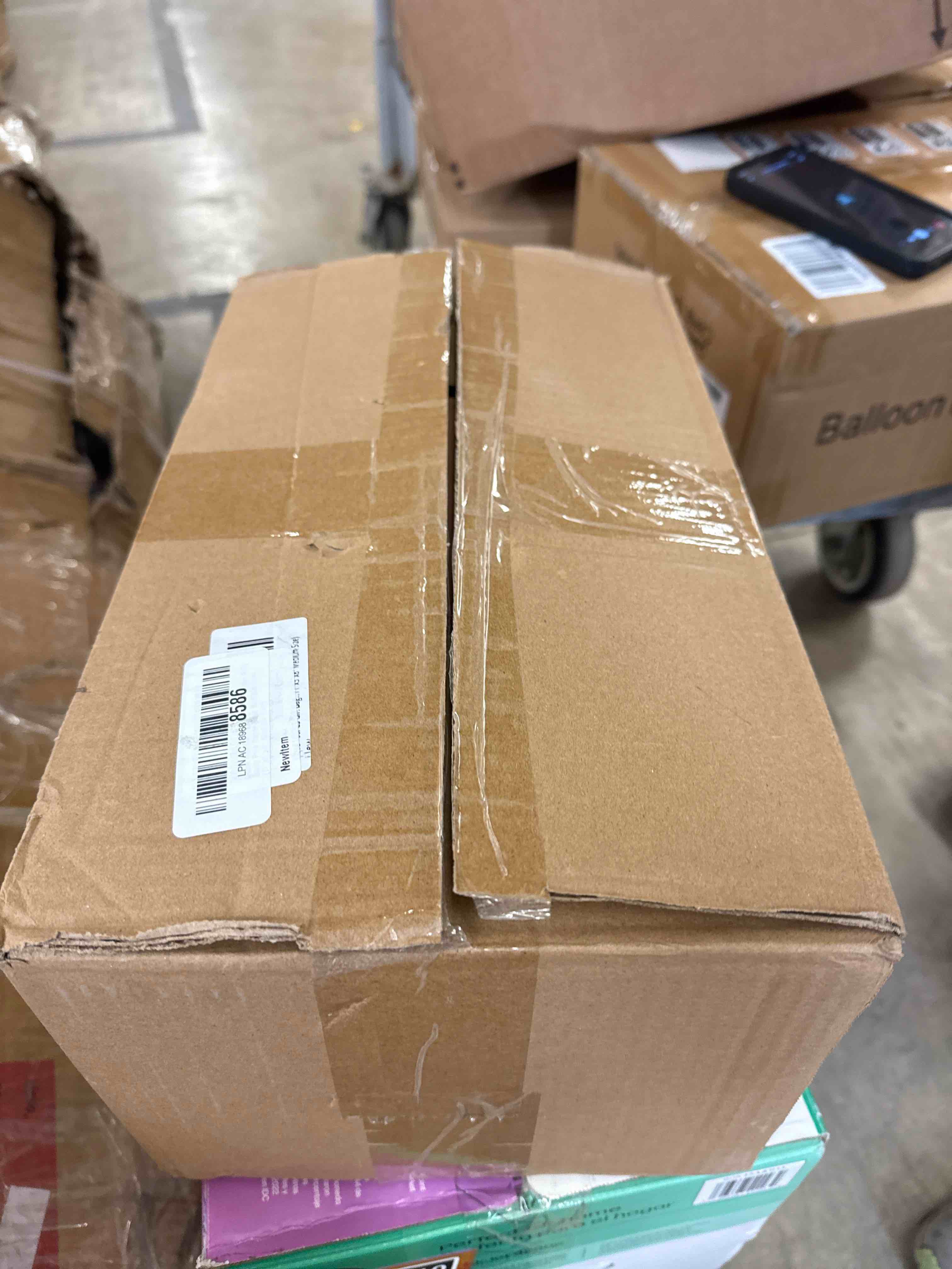 Condition photo showing Good Condition for qiqee 100PCS Gift Bag with Handles Bulk Dusty Pink Paper Bags Multiple Uses (11"x5"x8" Medium Size) Dusty Pink 1 Count (Pack of 100)