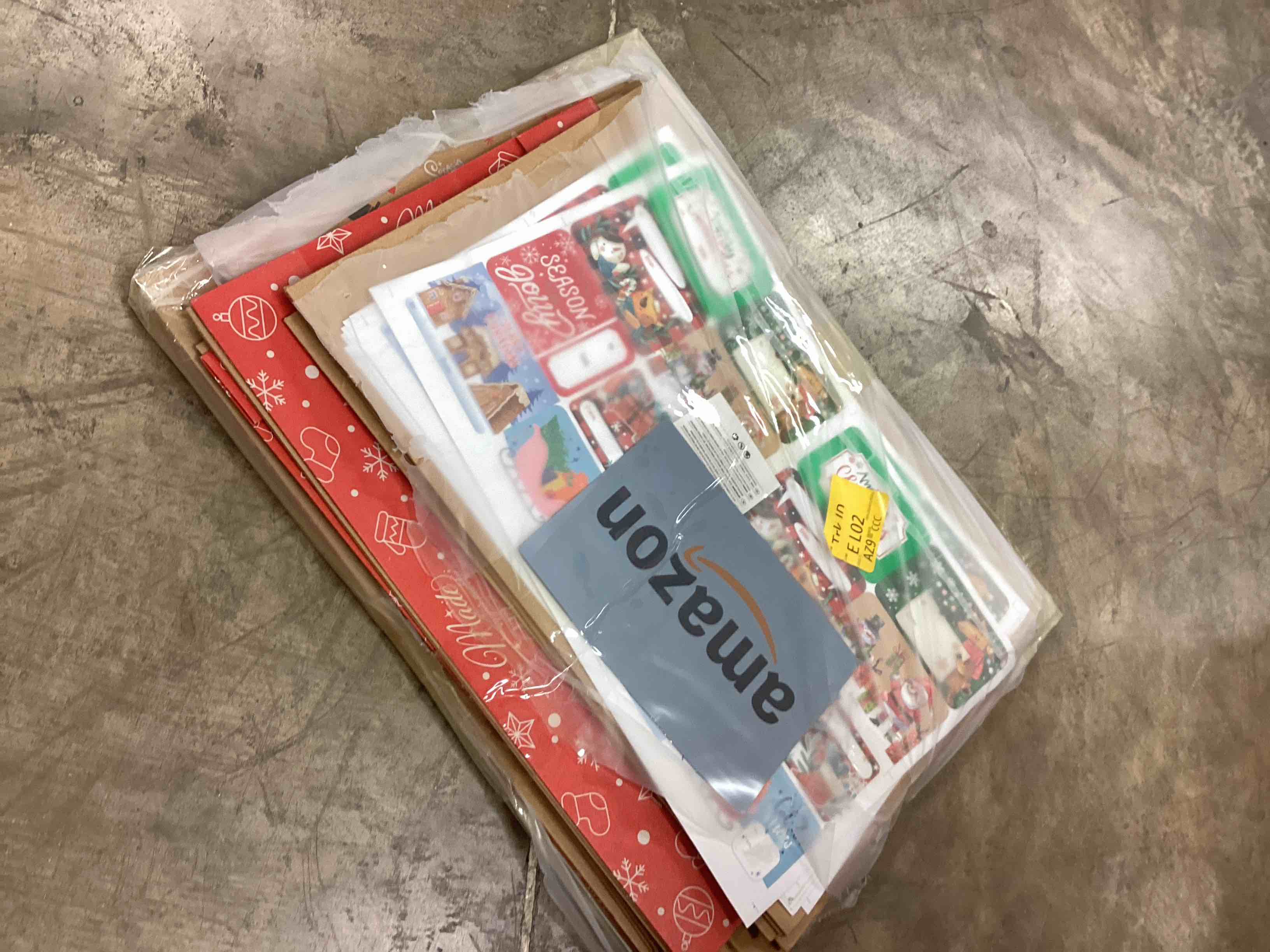 Condition photo showing Good Condition for JOYIN 24 PCS Christmas Kraft Gift Bags Assorted Sizes, Reusable Holiday Paper Presents Wrapping Bags with Handles for Party, Birthday, Festival Classroom Treat Candy and Party Favors