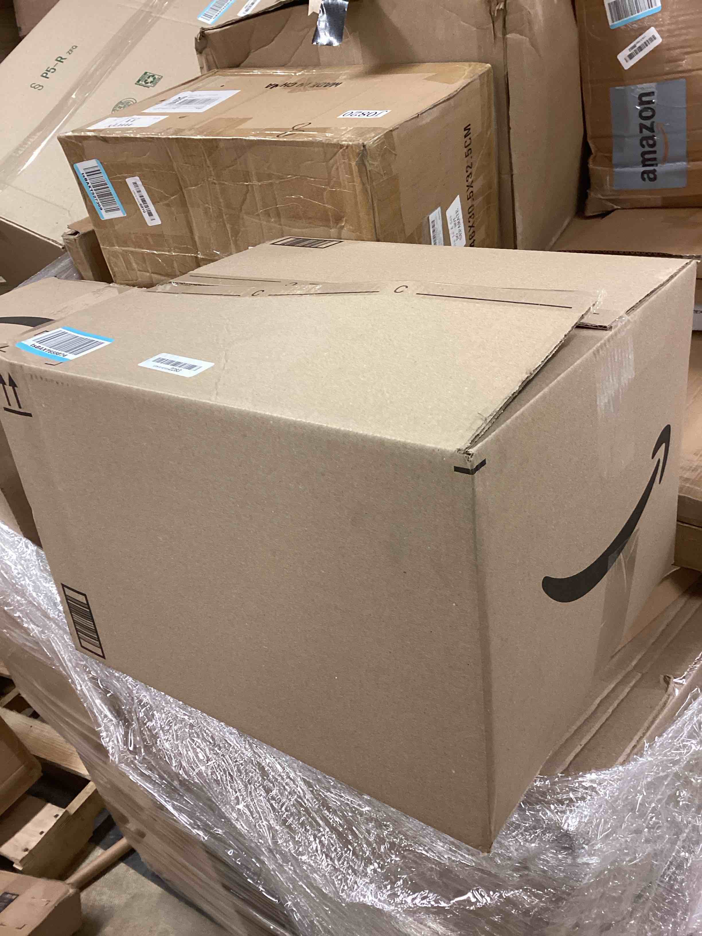 Condition photo showing Good Condition for Outdoor Dog Kennel Cover Large Outdoor Heavy Duty Dog Kennel Mesh Large Cage Cover Waterproof and Dustproof 10ft X 10ft X 7ft (Cover Only Without Frame) Black 10'W x 10'L x 7'H