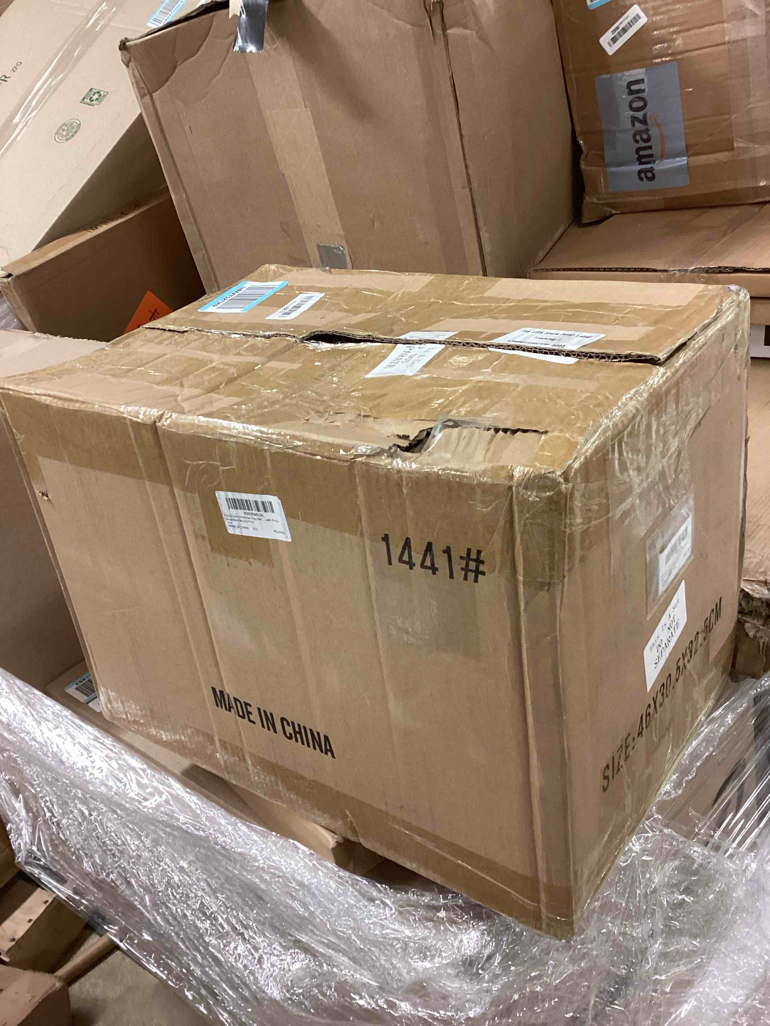 Condition photo showing New/Like New for Poen 12 Pcs 6 Inch Large Christmas Ball Ornaments Glitter Extra Large Christmas Ornaments Giant Xmas Balls Tree Decorations with Hanging Loop for Xmas Holiday Party Decor (Dark Blue) Dark Blue 12