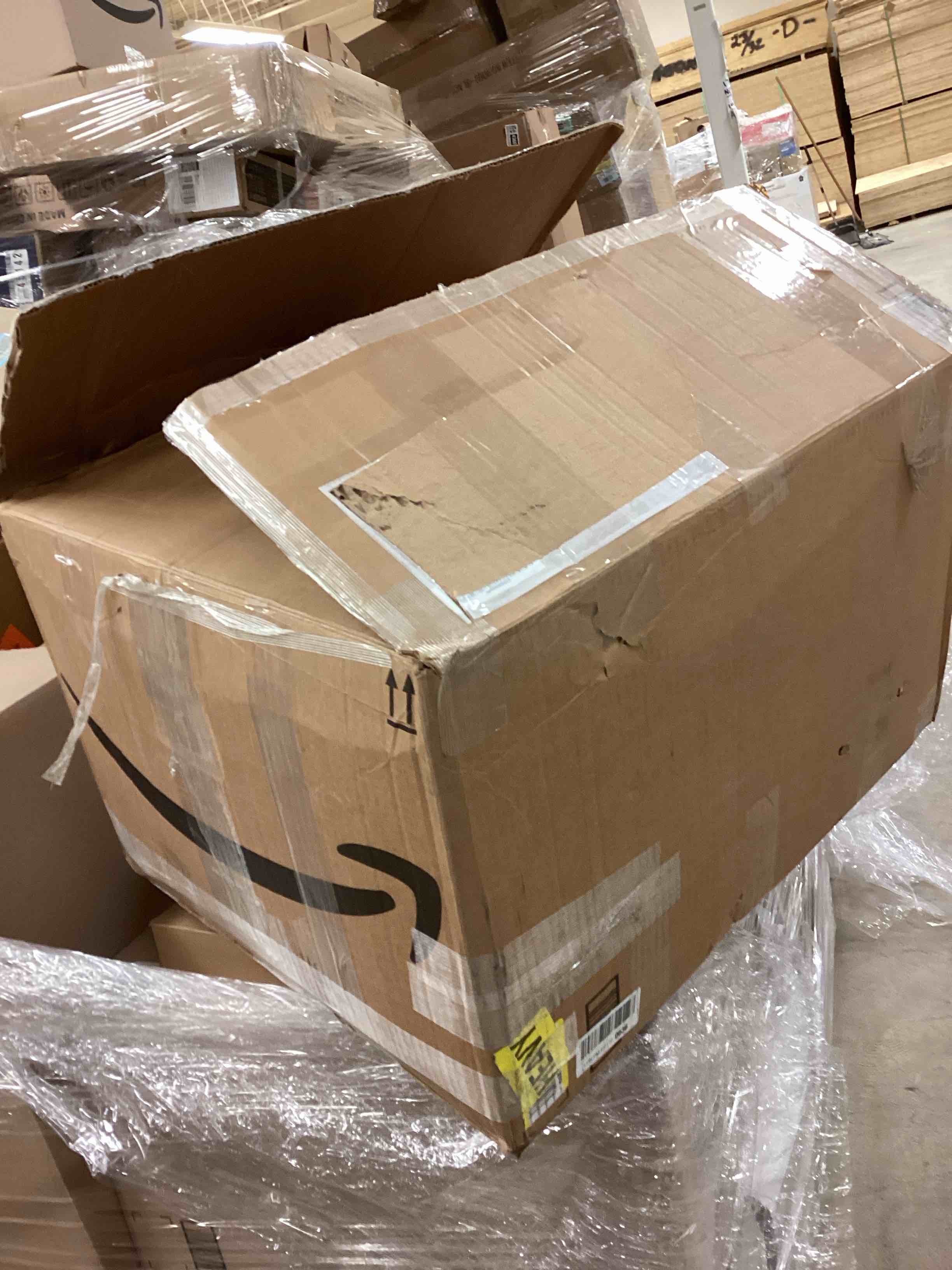 Condition photo showing As Is for Graco® Table2Table LX 6-in-1 Highchair, Arrows with Infant Head Support & One-Hand Removable Tray