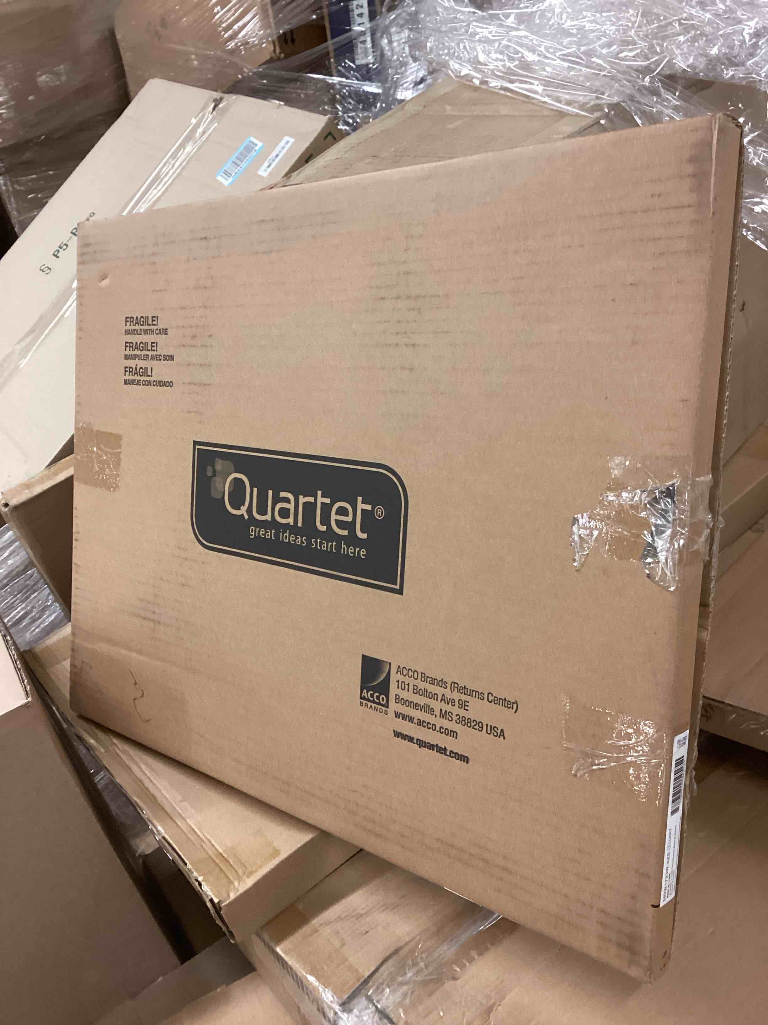 Condition photo showing Good Condition for Quartet Magnetic Dry Erase White Board, 17" x 23" Whiteboard, White Frame (MDW1723W-AZS) 23"W x 17"H White Frame