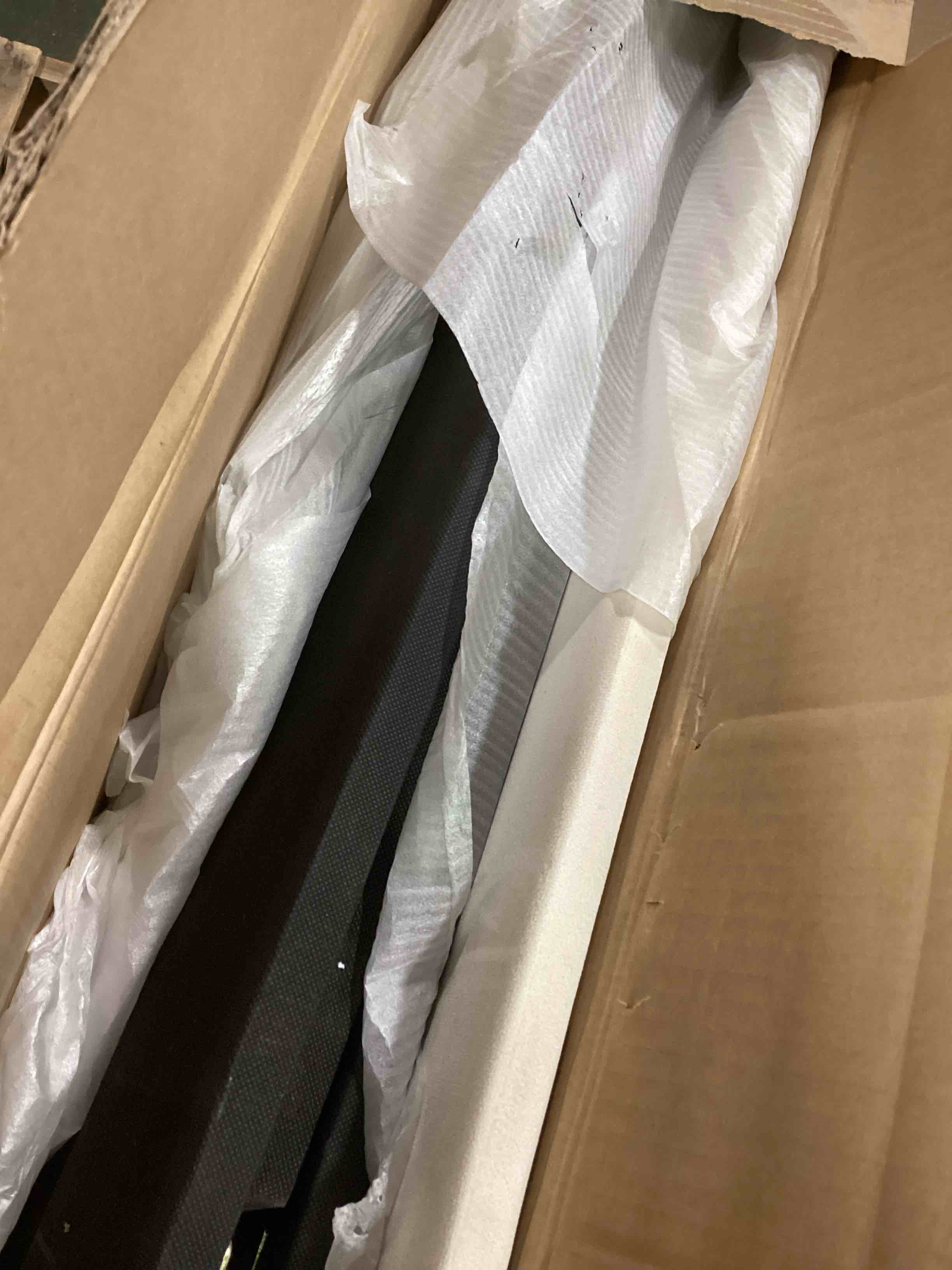 https://s3.amazonaws.com/lotting-images-prod/bidfta/BRN3691714_1749832543066.jpeg