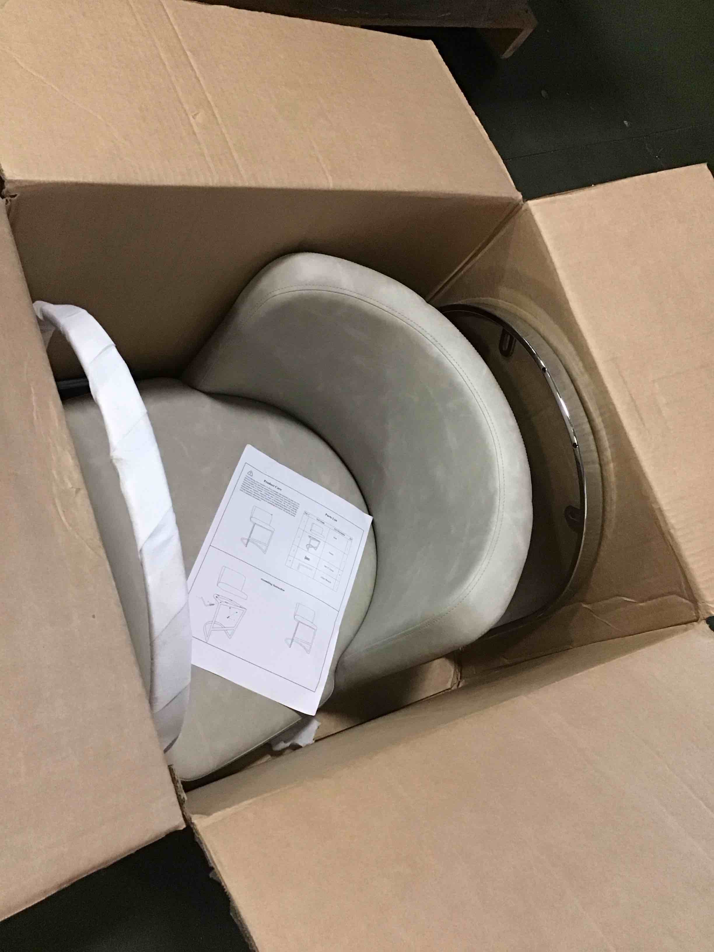 https://s3.amazonaws.com/lotting-images-prod/bidfta/BRN3692108_1750180168216.jpeg