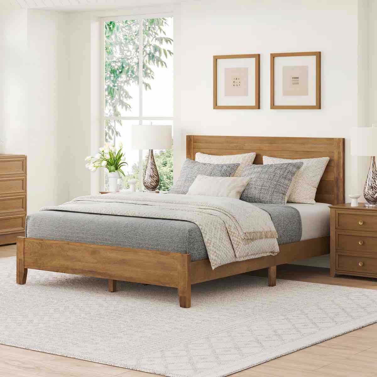 Dajon Solid Wood Platform Bed (Queen Size) (Incomplete)