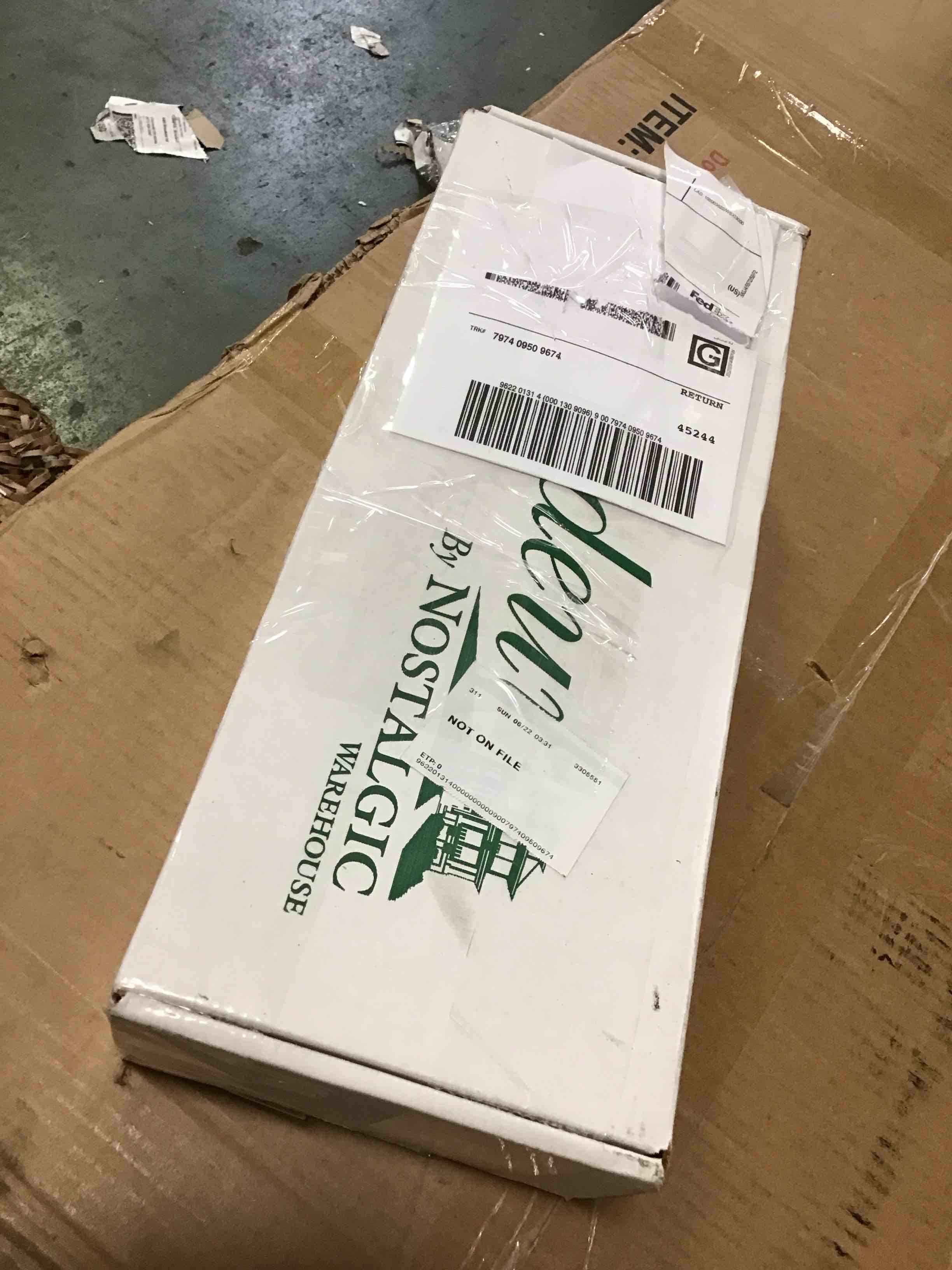 https://s3.amazonaws.com/lotting-images-prod/bidfta/BRN3692937_1751045900114.jpeg