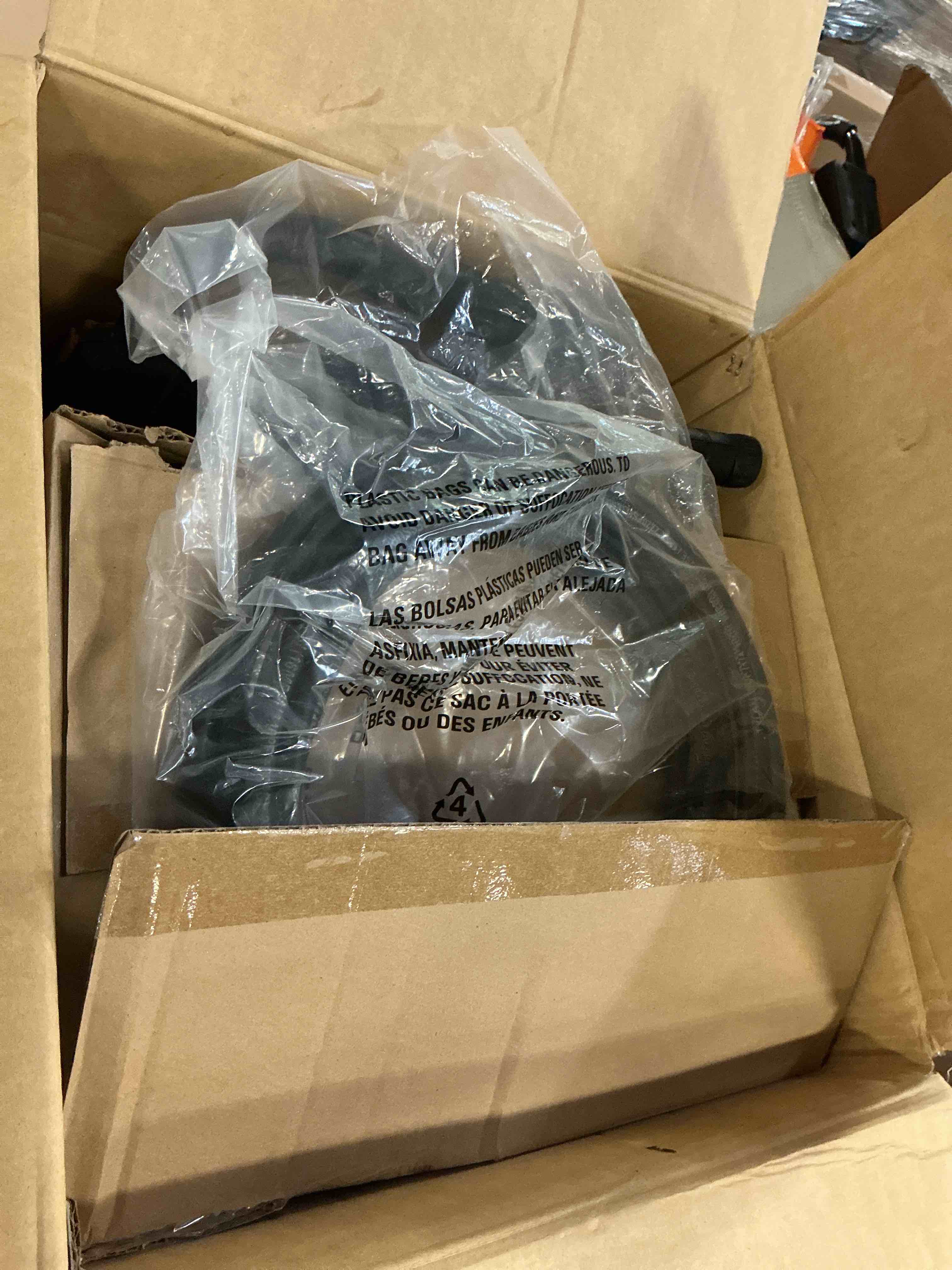 https://s3.amazonaws.com/lotting-images-prod/bidfta/BRN3694865_1752783022145.jpeg