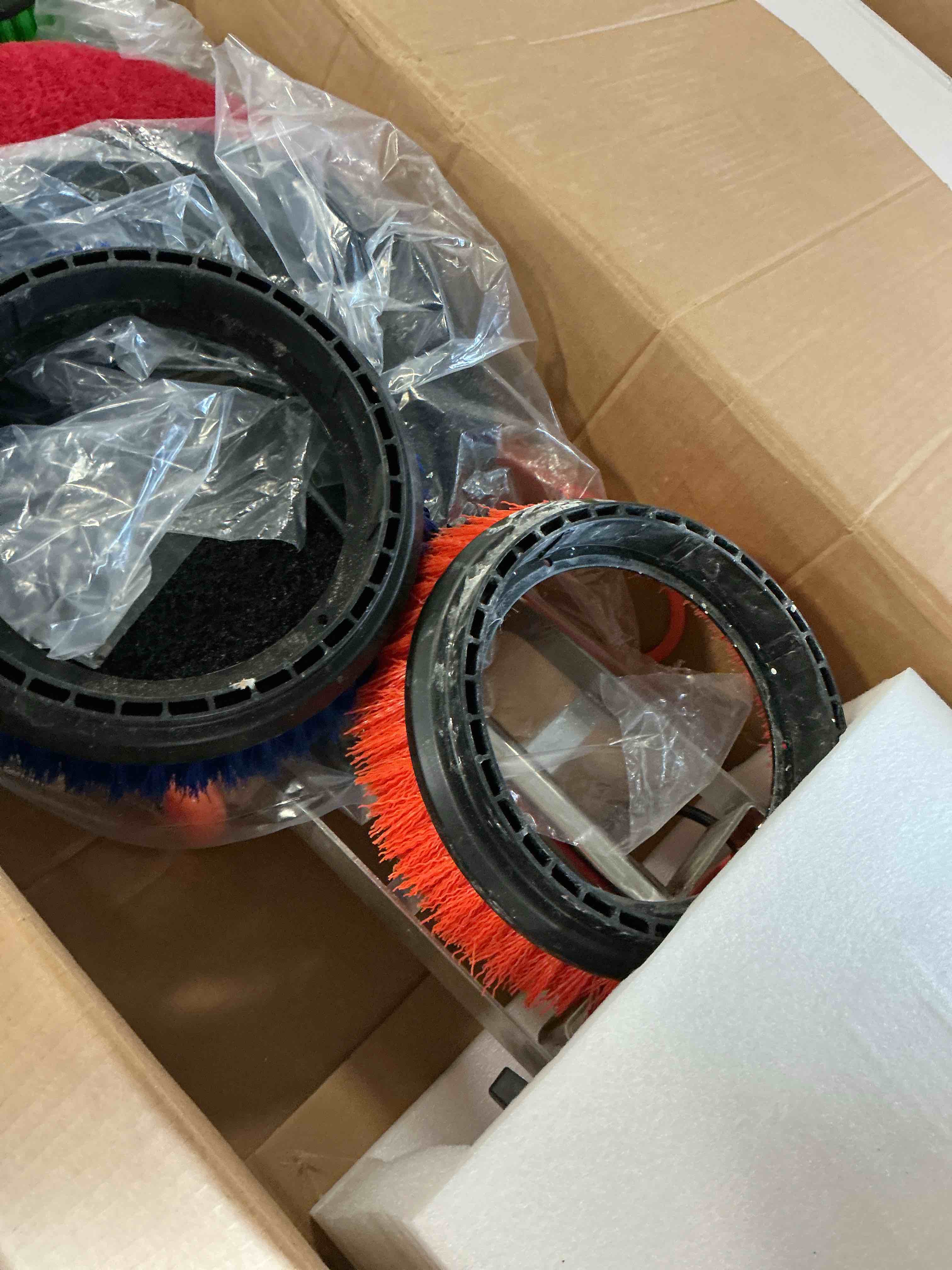 https://s3.amazonaws.com/lotting-images-prod/bidfta/BRN3695164_1753447194754.jpeg