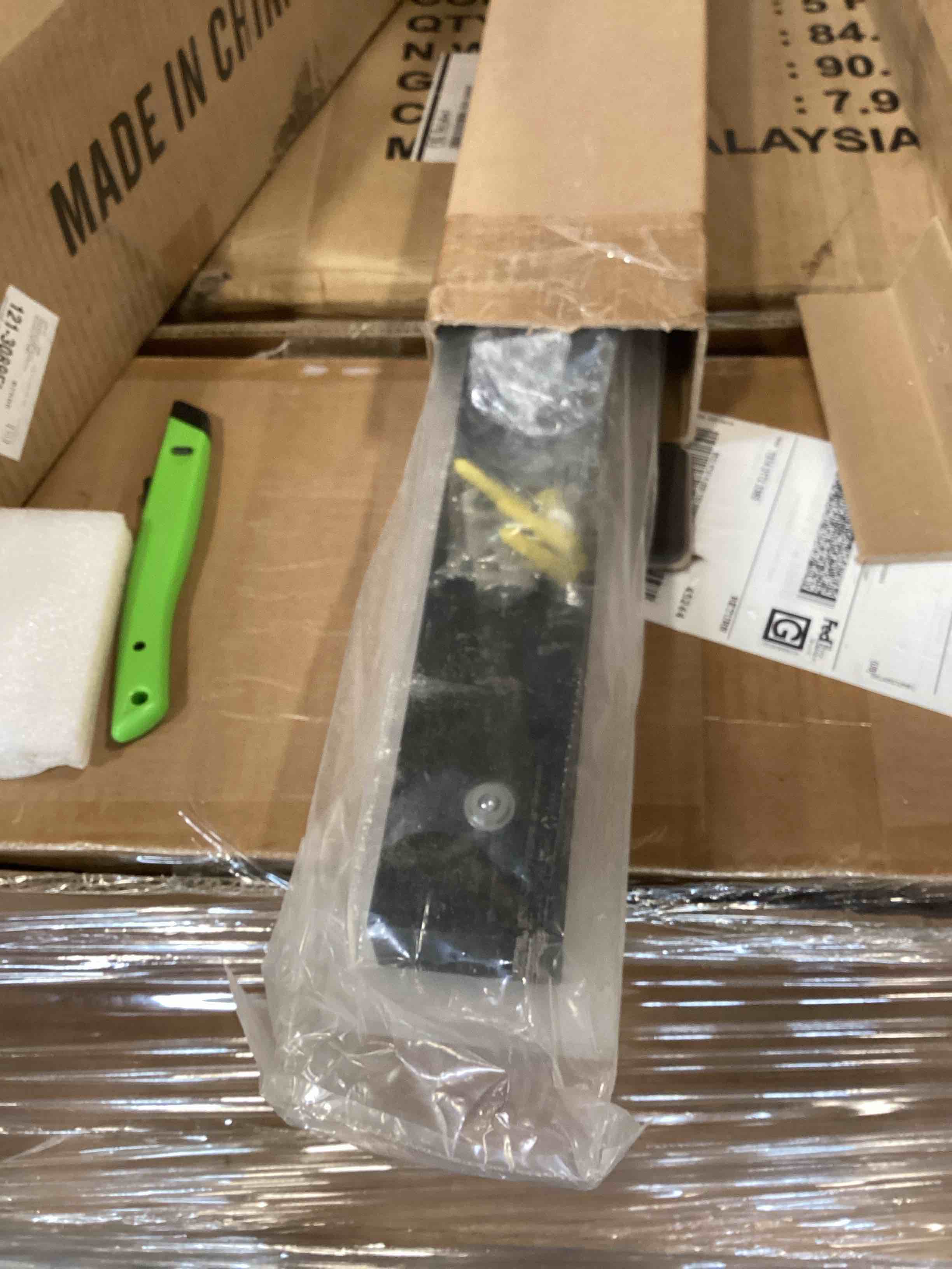 https://s3.amazonaws.com/lotting-images-prod/bidfta/BRN3699146_1749646512839.jpeg