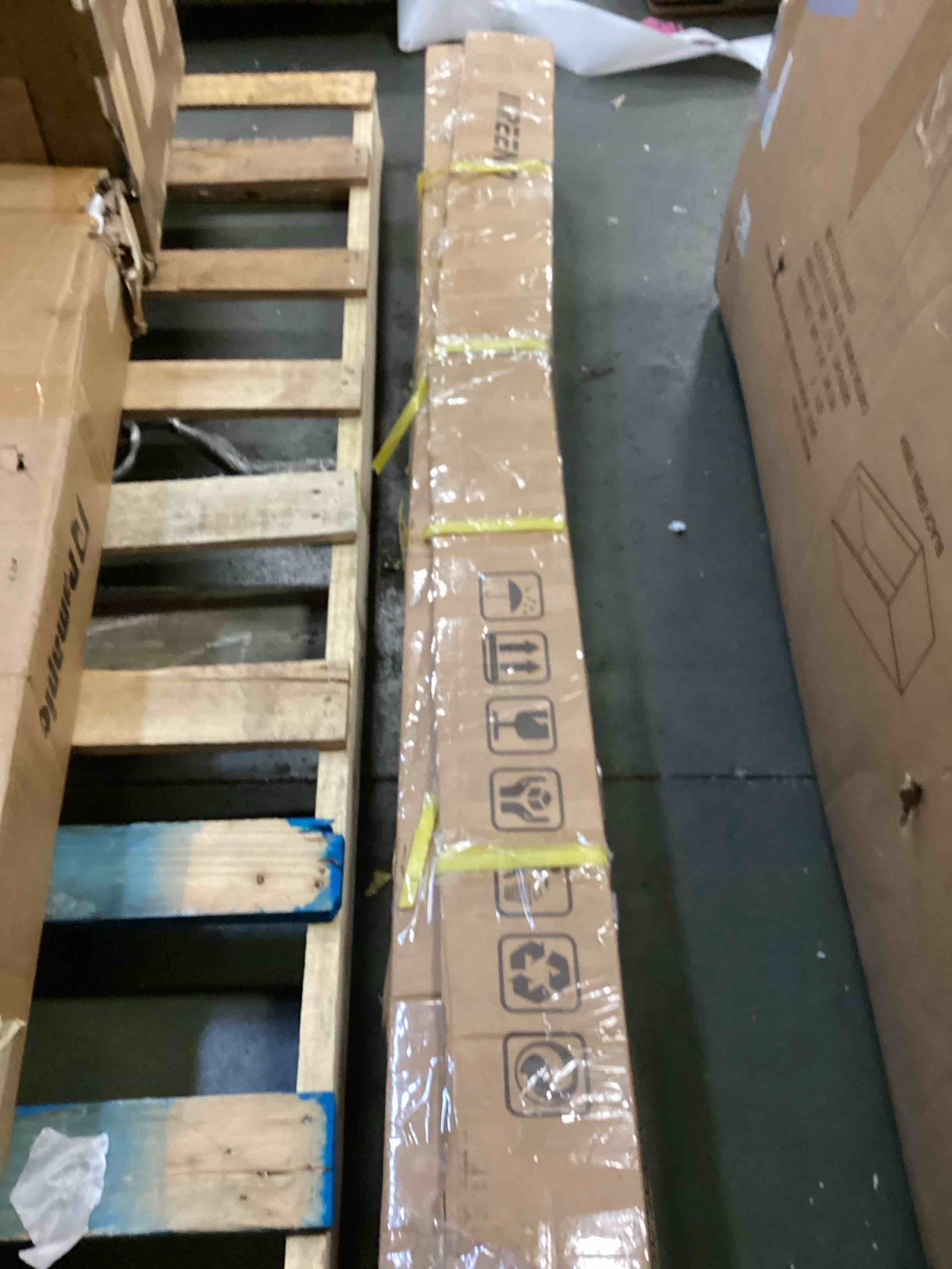 https://s3.amazonaws.com/lotting-images-prod/bidfta/BRN3699507_1749910248002.jpeg