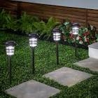 solar pathway lights
