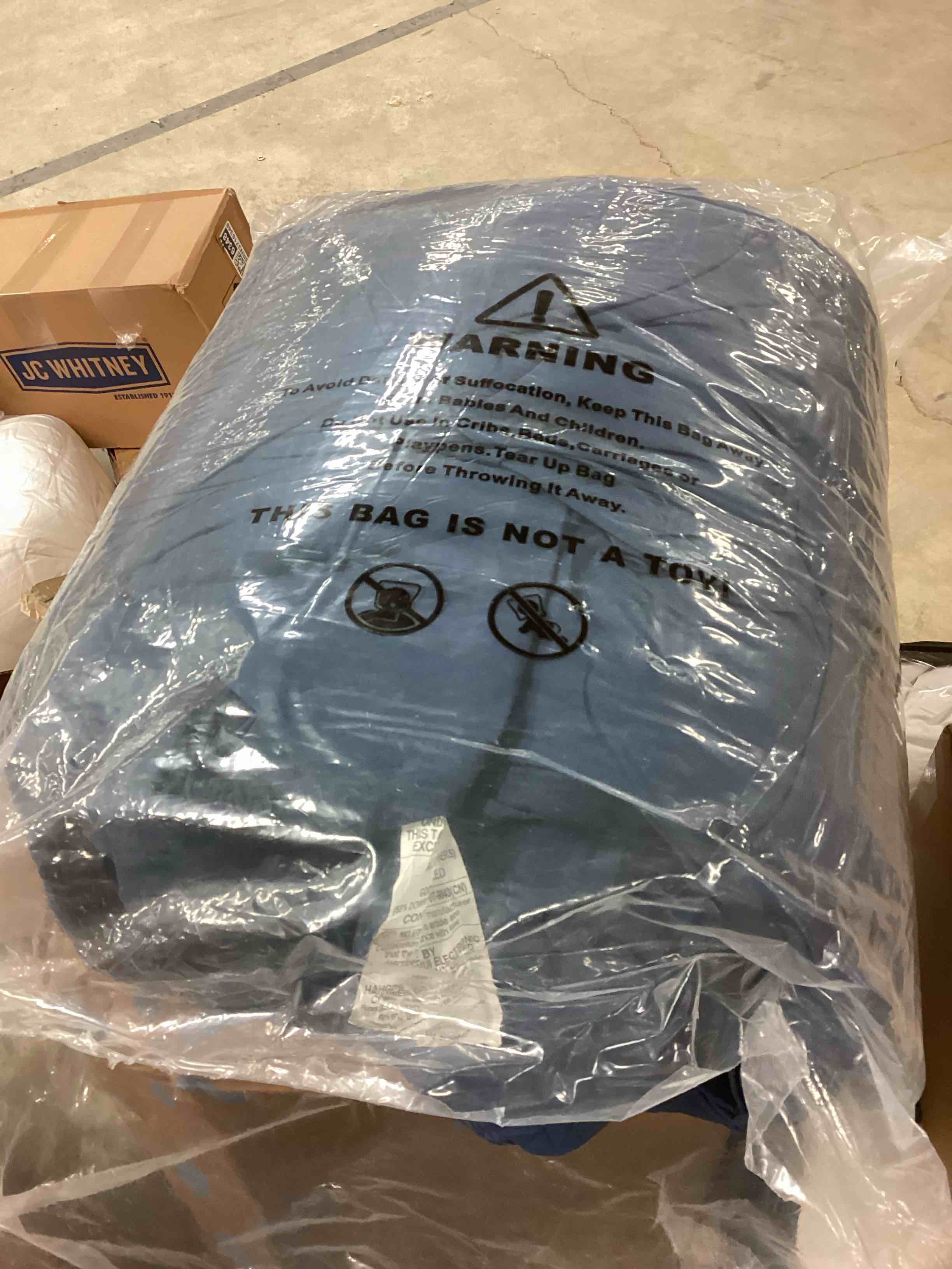 Condition photo showing As Is for HANYUN navy Goose Down Feather Comforter Queen Size, Luxurious Pinch Pleat Duvet Insert with Cotton Shell Breathable , navy