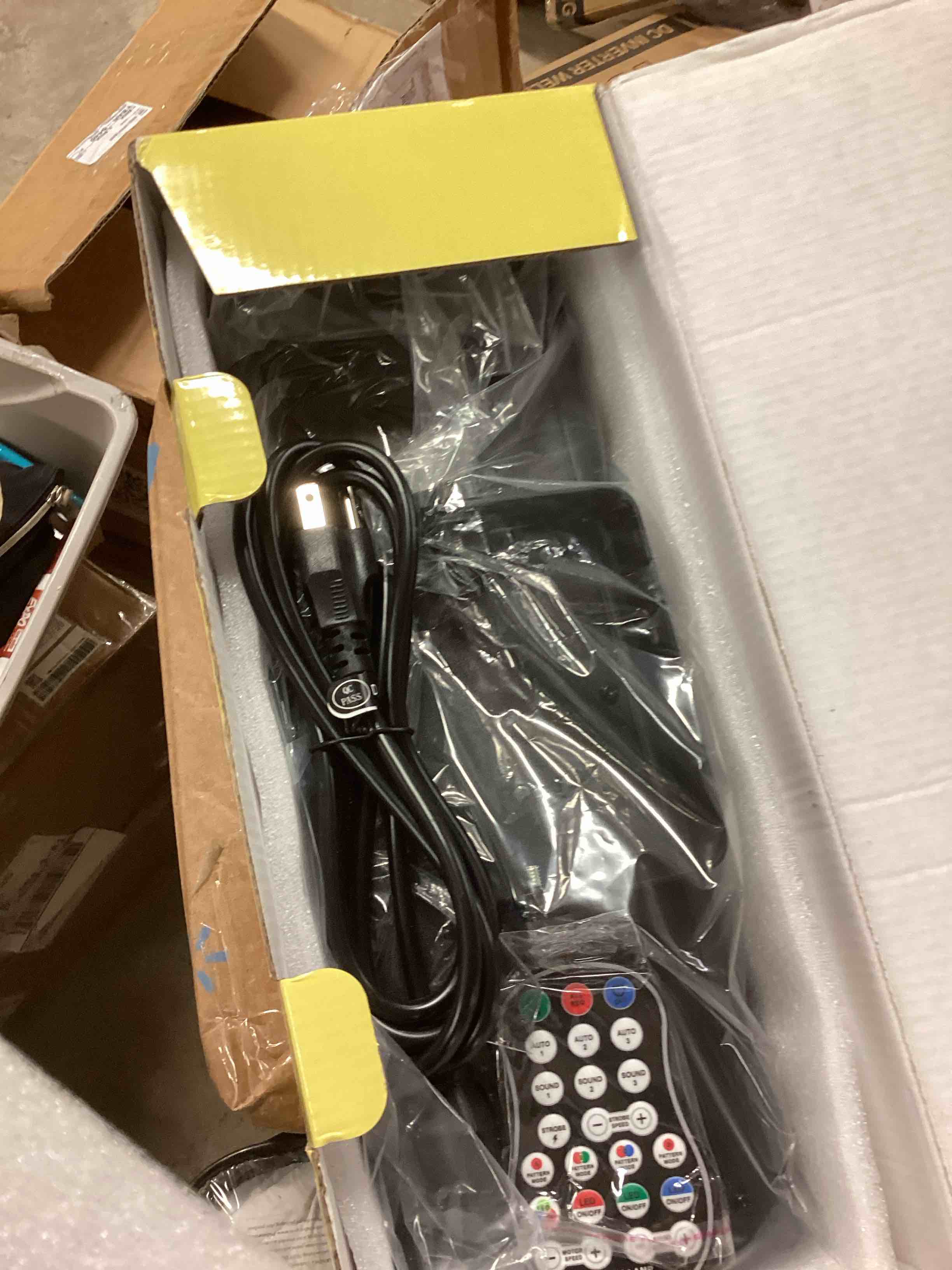 Condition photo showing New/Like New for jagdag disco show system dq-r40