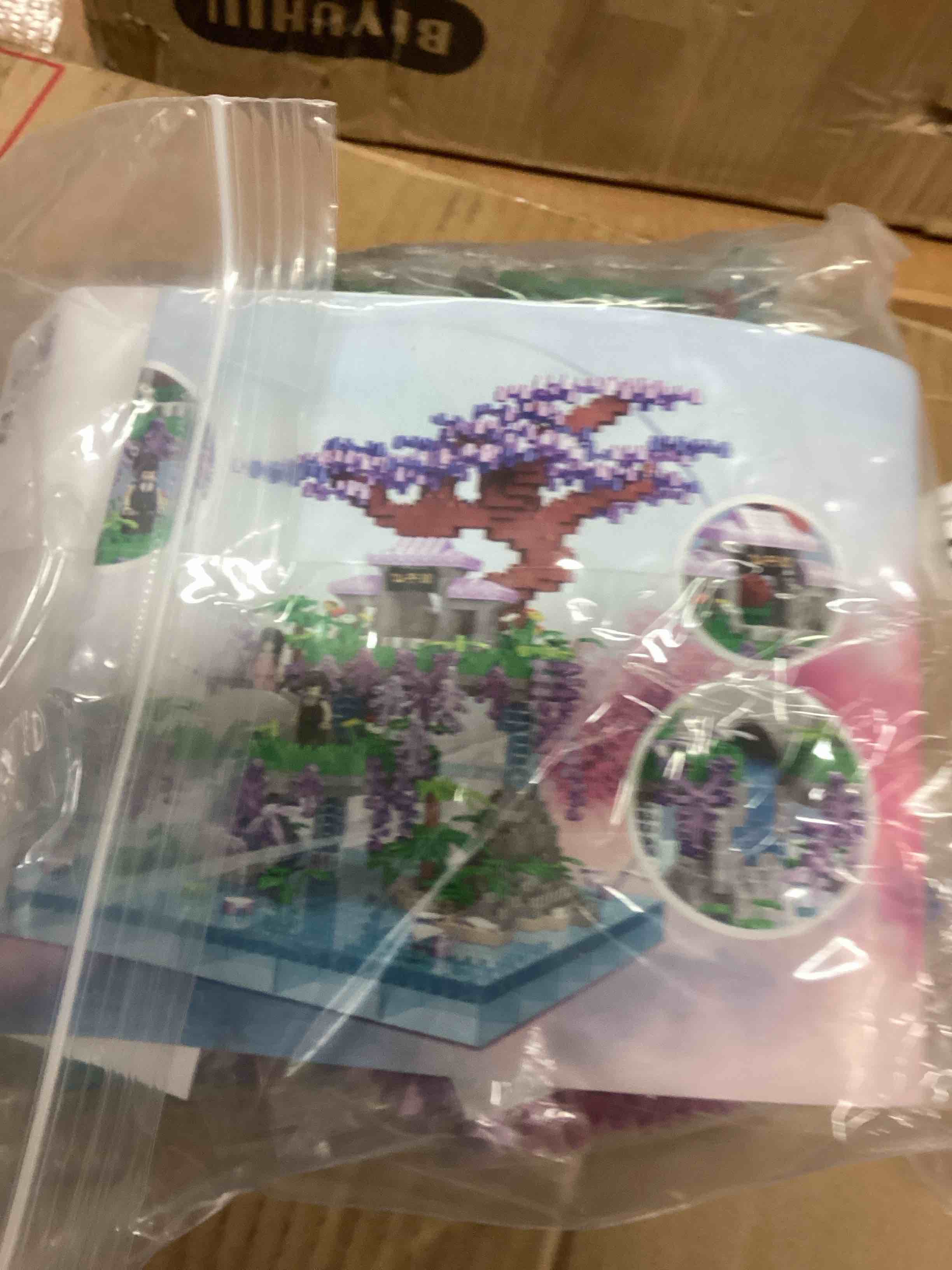 Condition photo showing New/Like New for cherry blossom tree house micro building blocks set , 2000 pcs