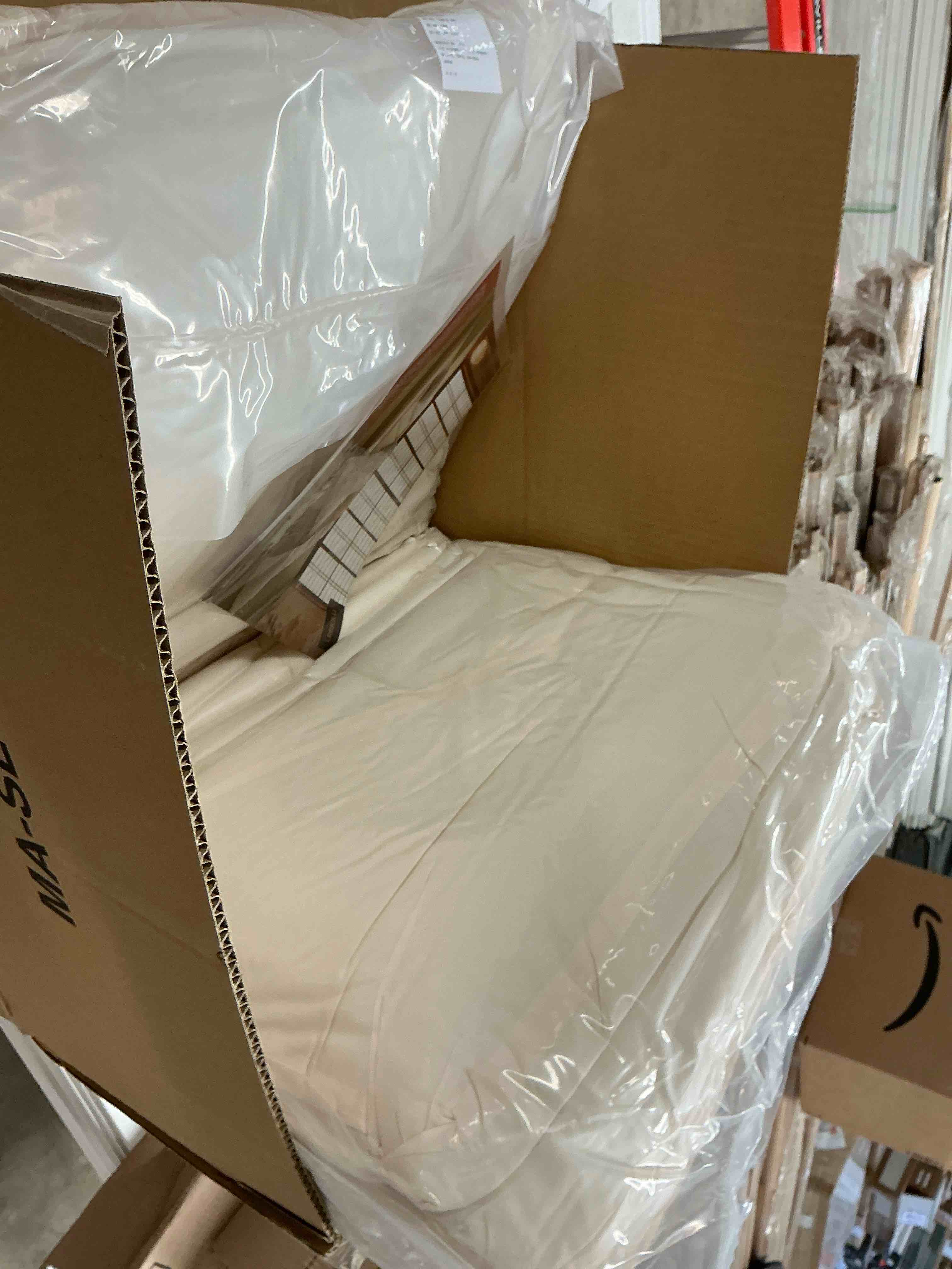 Condition photo showing New/Like New for MORIRIN Japanese Futon Floor Mattress, Firm-Core SHIKIBUTON, Made in Japan, Twin XL