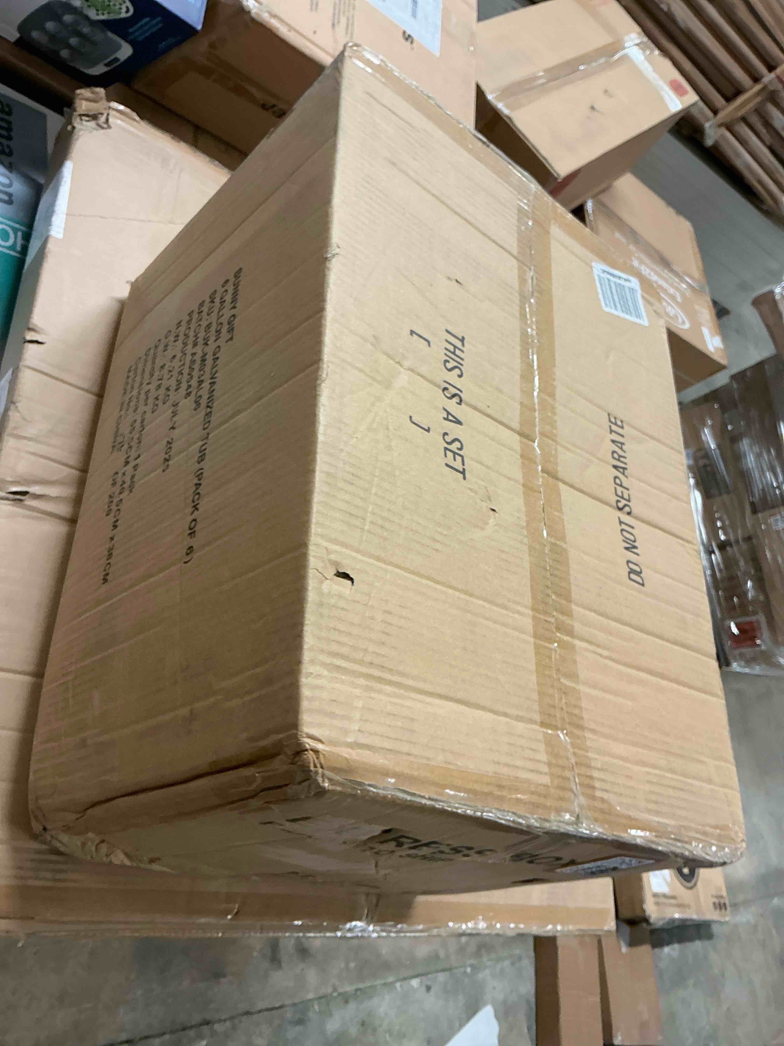 Condition photo showing New/Like New for Large 6-Gallon Galvanized Tin Beverage Tub, 20x14x10 inches (Pack of 6)