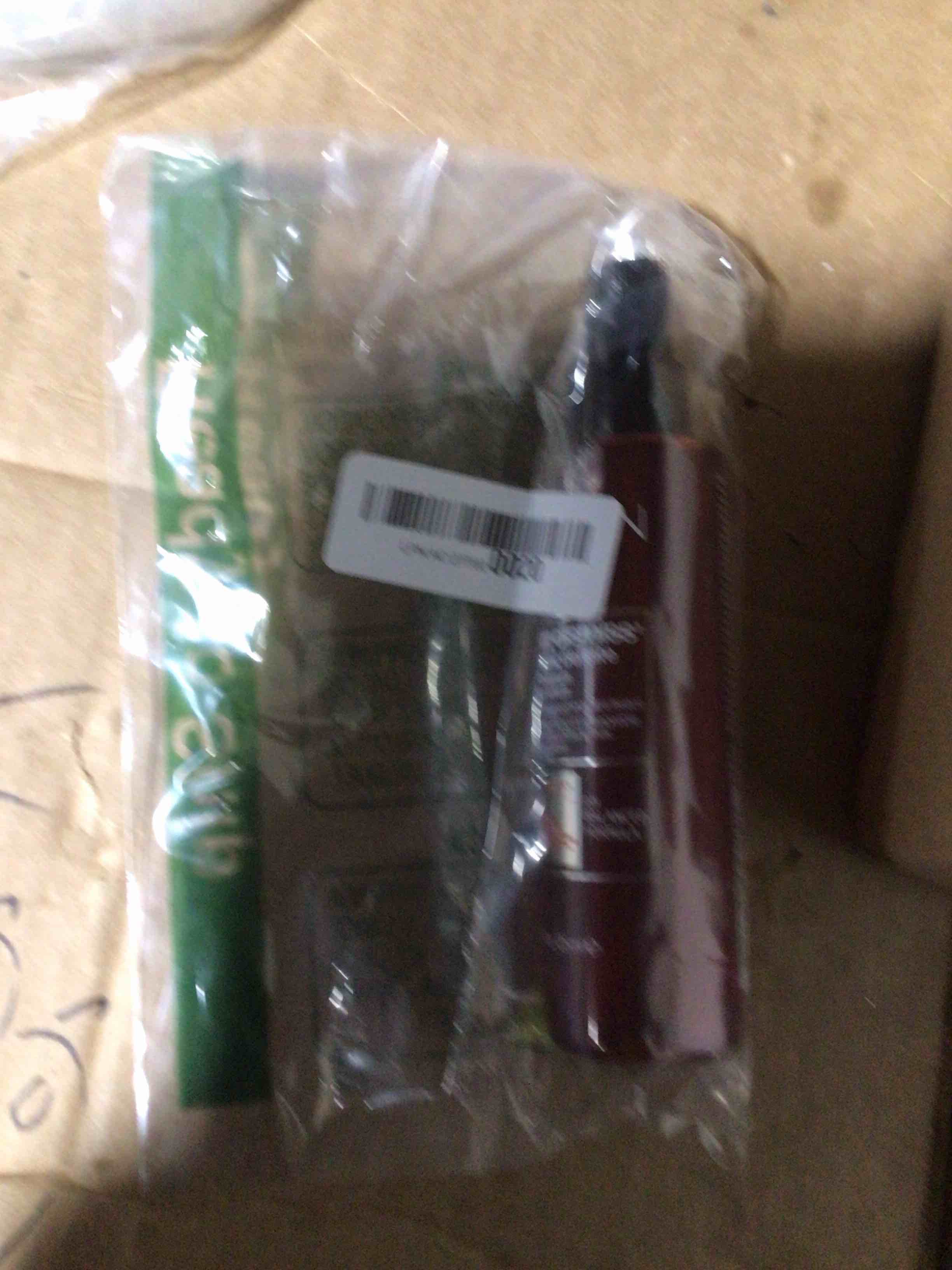 Condition photo showing New/Like New for Redken Frizz Dismiss Instant Deflate Sulfate-Free Oil-In-Serum For Frizzy Hair - Enhances Smoothness and Shine With Babassu Oil 4.2 Fl Oz (Pack of 1)