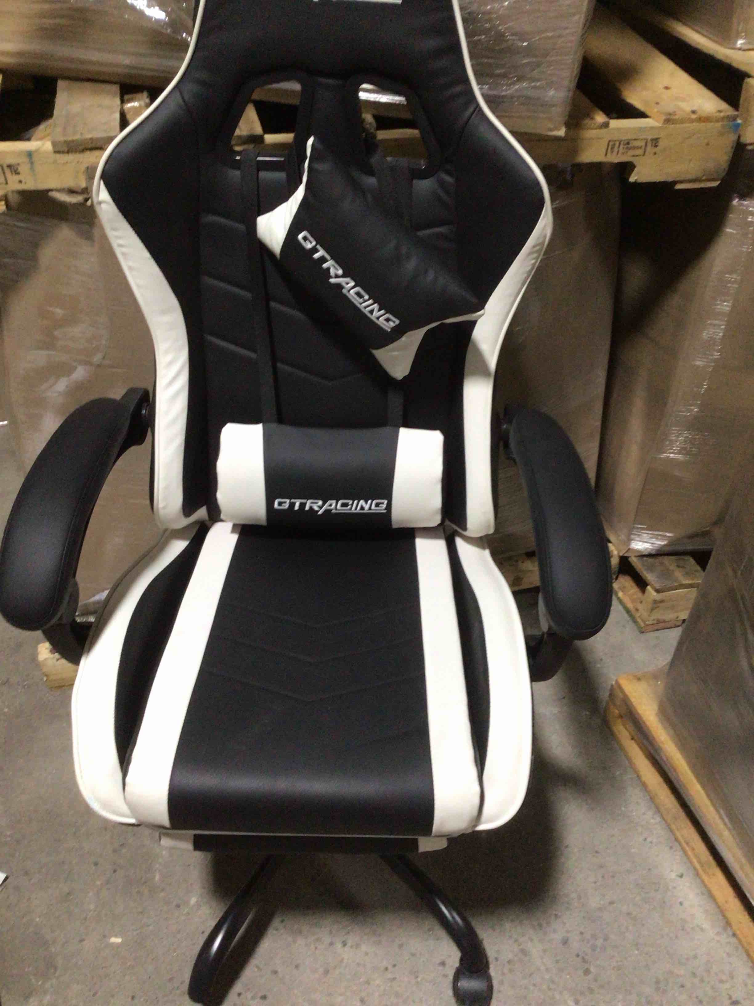 GTPLAYER Gaming Chair, Computer Chair with Footrest and Lumbar Support, Height Adjustable Game Chair with 360°-Swivel Seat and Headrest and for Office or Gaming (Snow White)