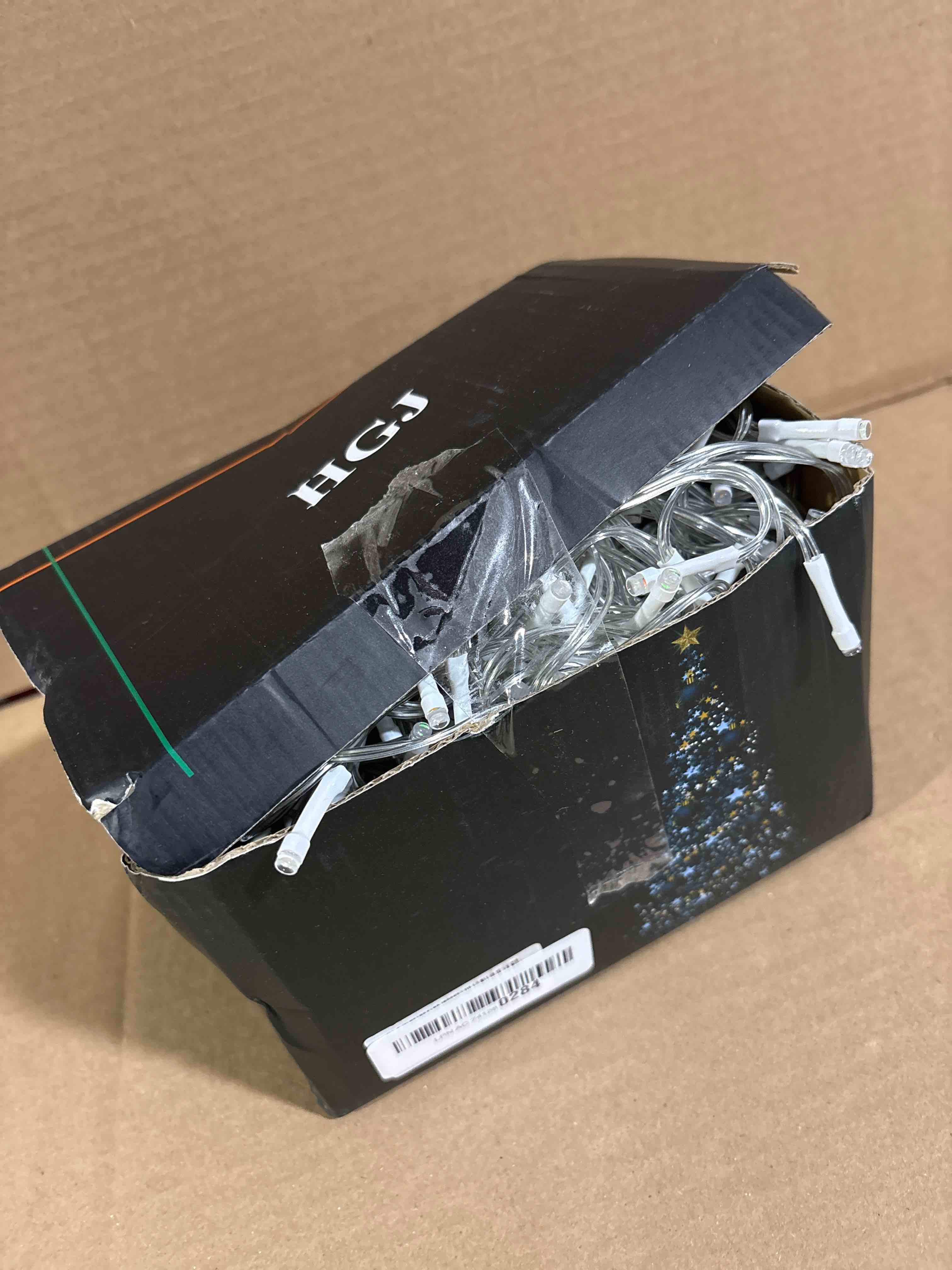 Condition photo showing Good Condition for 65FT 640 LED Icicle Christmas Lights - Plug in Waterproof String Lights for Outside with 120 Drops & 8 Modes, Twinkle Curtain Lights for Holiday, Wedding, Party, Home, Garden, Patio Decor (Multicolor) Multicolor 640LED 65FT