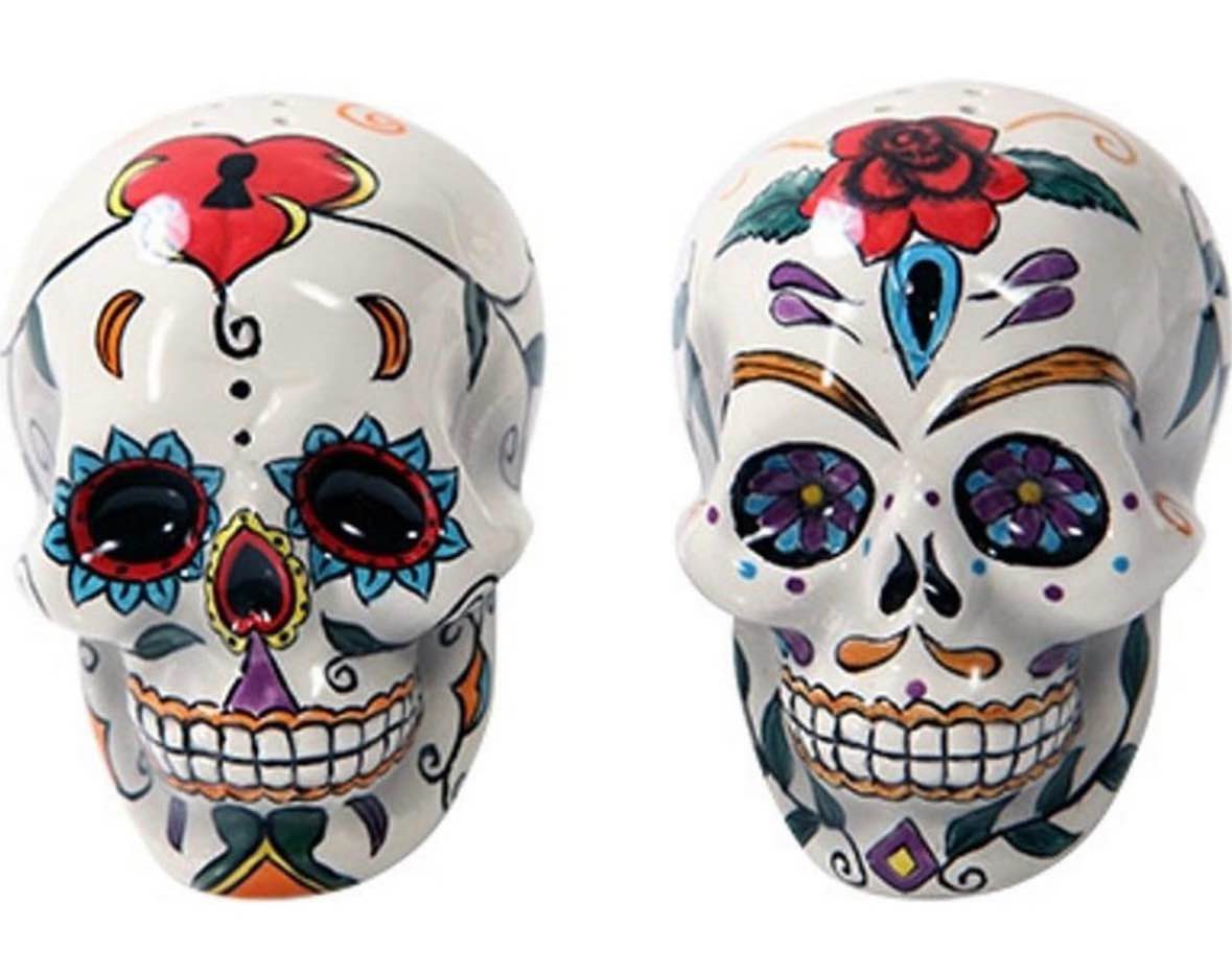 Pacific Giftware Day Of The Dead Skulls Salt Pepper Shakers Figurine Home Decor, multi-colored, 5 x 2