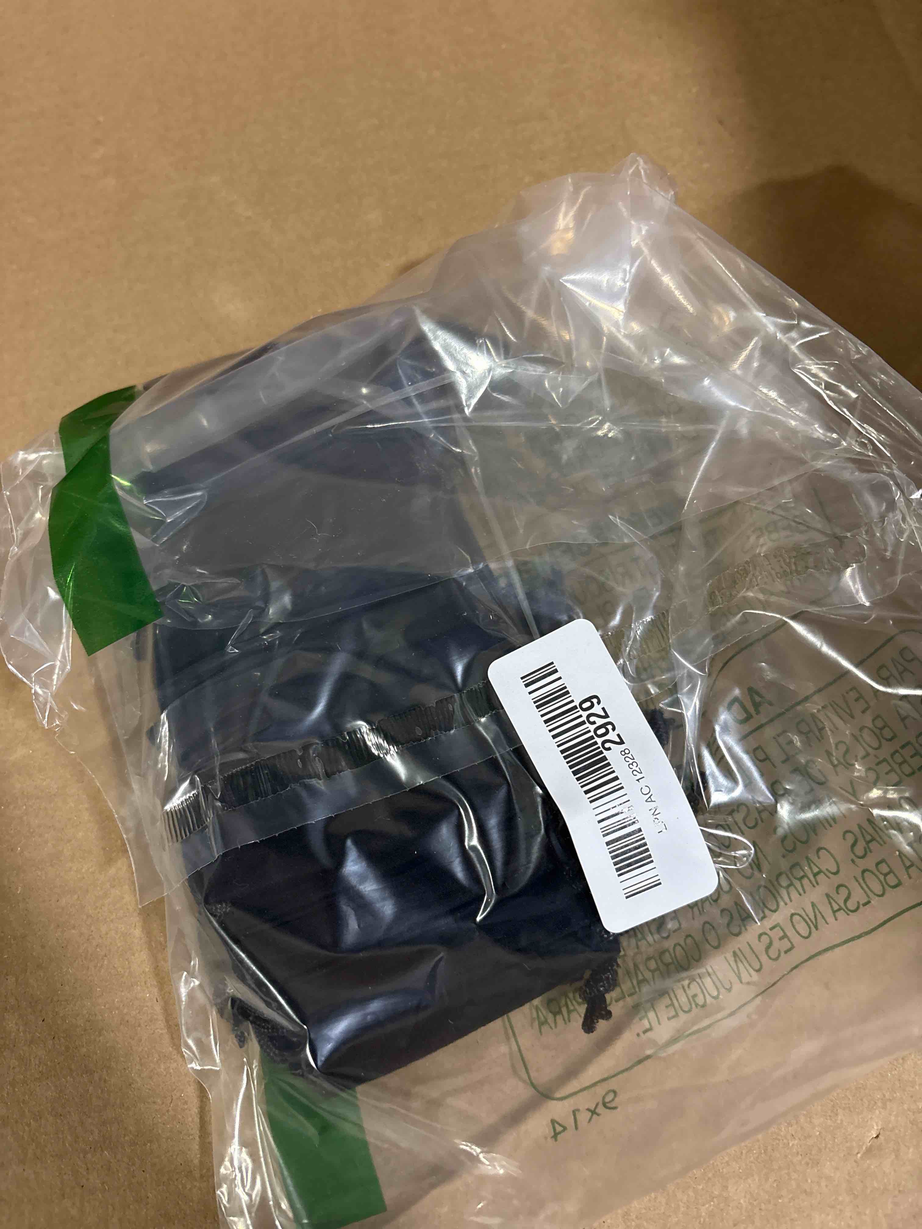 Condition photo showing New/Like New for G2PLUS Small Velvet Jewelry Pouches, 20PCS Small Velvet Gift Bags with Drawstring, 2.8x3.5 in Black Gift Bags, Treat Favor Bag for Wedding, Halloween Candy Bag, Graduation, Christmas Party Favors Black 2.8''X3.5''