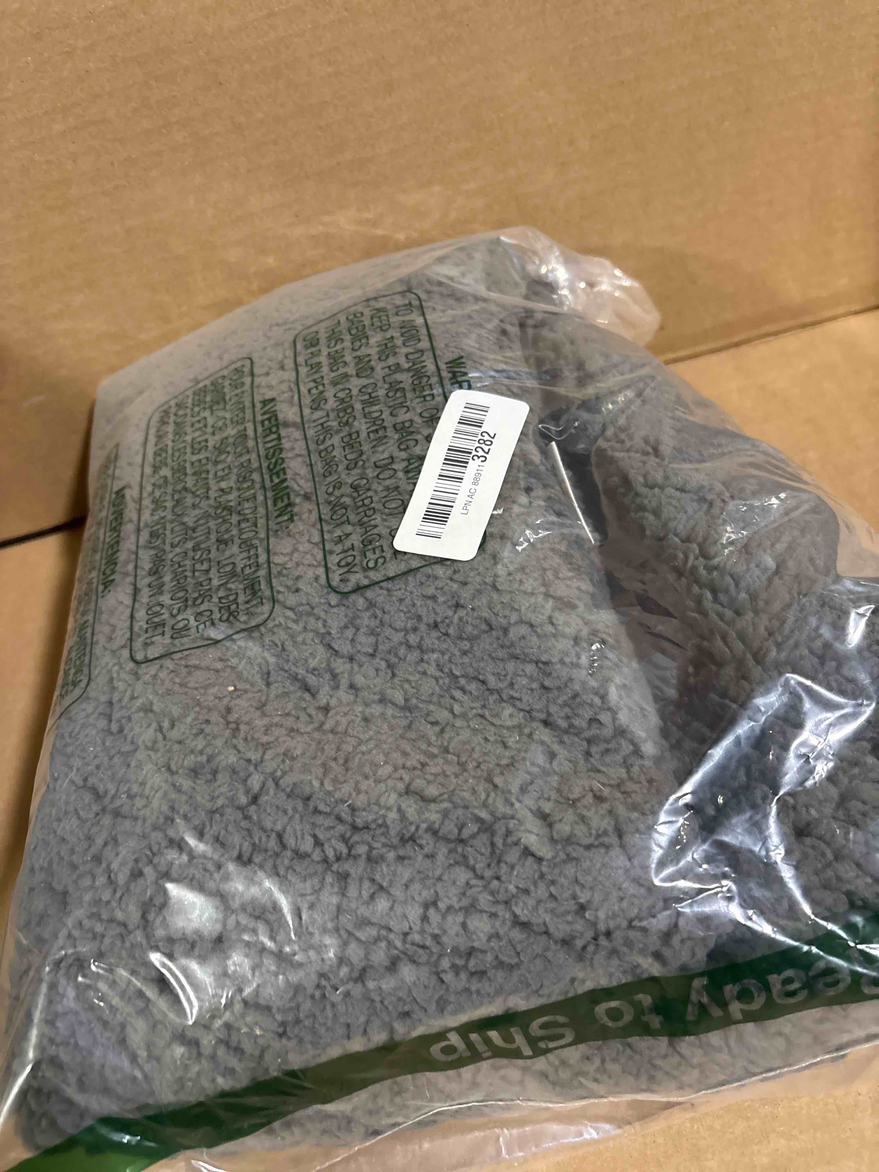 Condition photo showing As Is for MISSING POWER CORD Cat Heating Pad 18x18 in with Smart Thermostat Switch and Power Line Protection Tube,Obtained MET and UL Dual Certification,Waterproof Pet Heating Pad for Cats, with Long Velvet Cloth Cover Grey Plush 18.0"L x 18.0"W