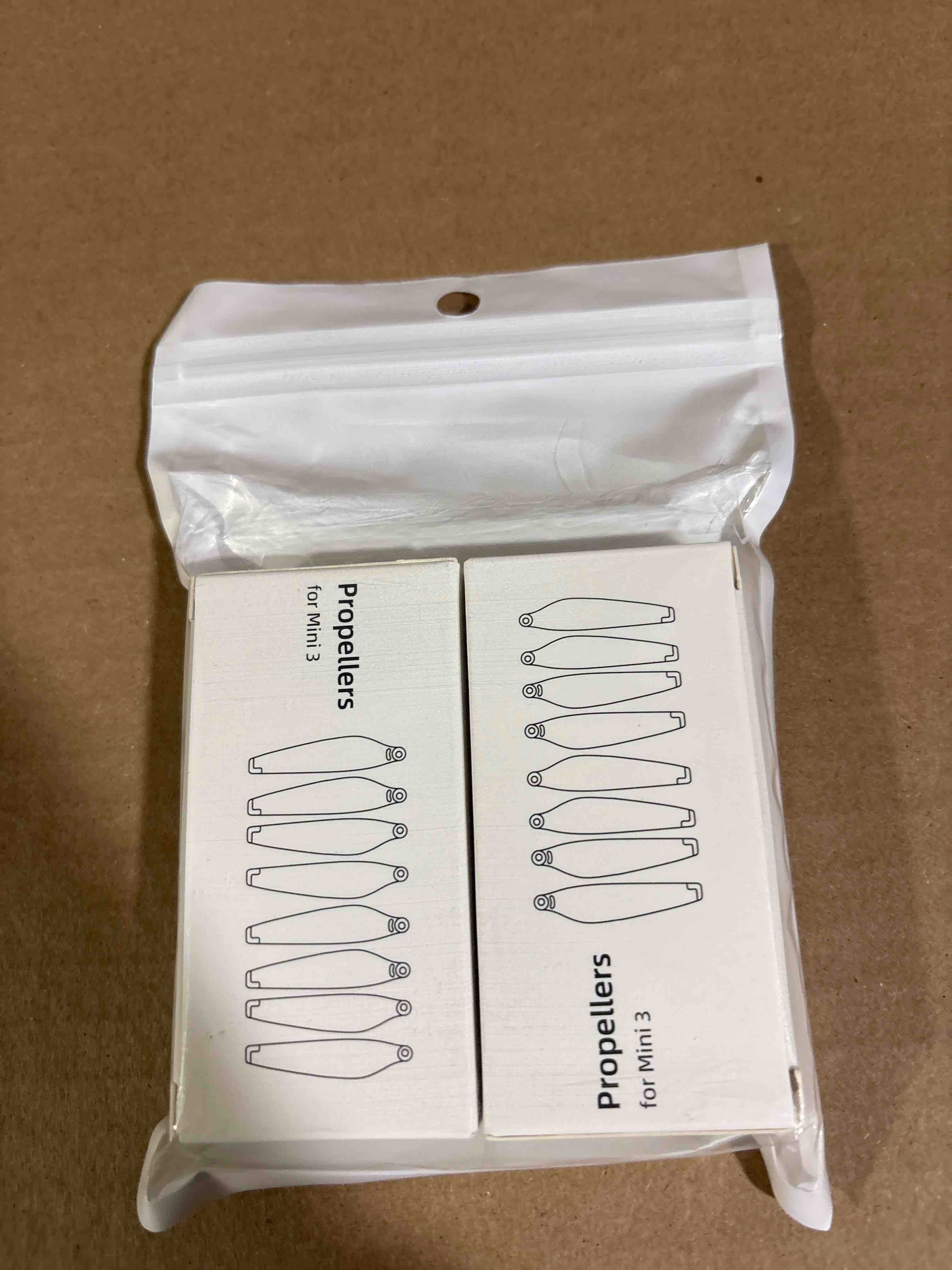 Condition photo showing New/Like New for 16Pcs Mini 3 Propellers Replacement Blades, Props for DJI Mini 3 Drone Spare Airscrew Parts, Low Noise Airscrew Blades Mini 3 Blades