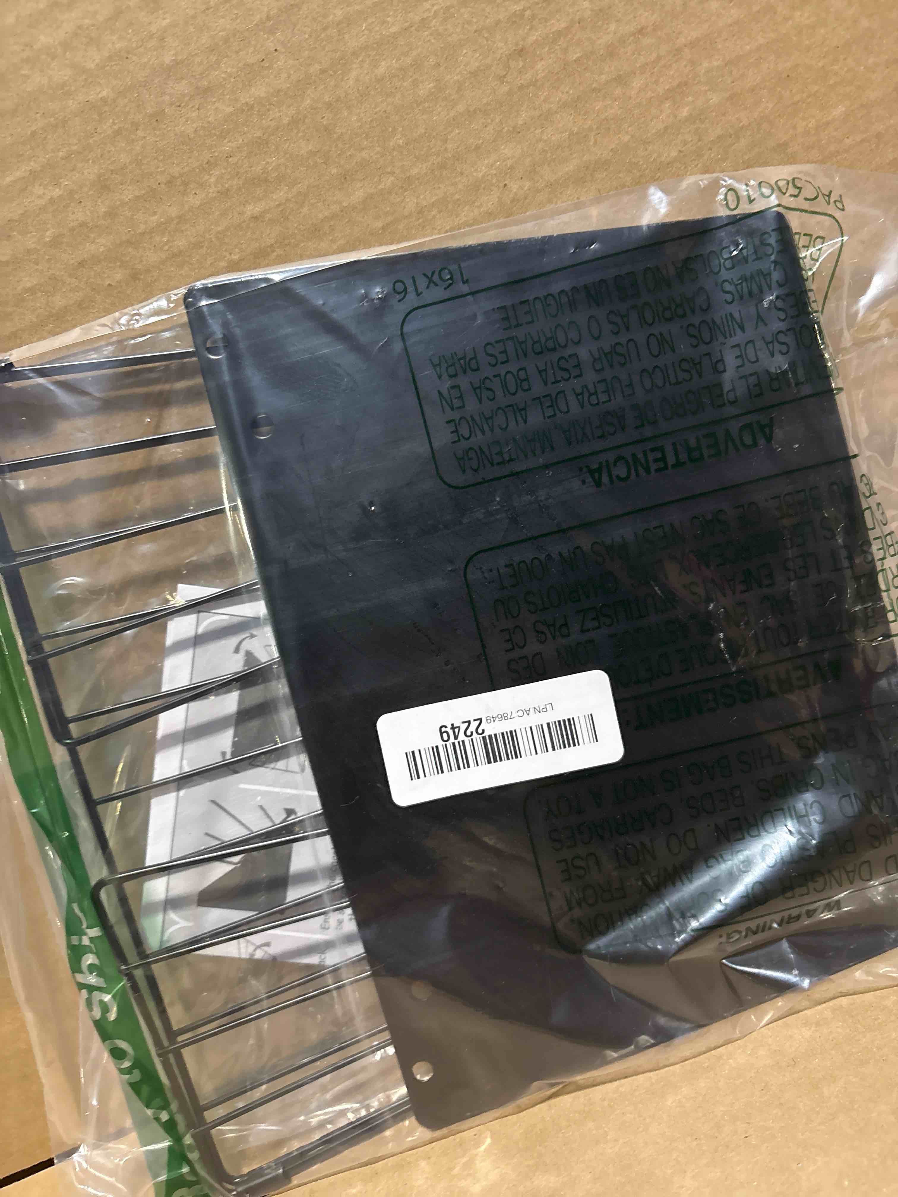 Condition photo showing New/Like New for X Large Rabbit Hay Feeder Guinea Pig Hay Feeder Metal Frame Bunny Hay Holder Guinea Pig Hay Holder for Bunny, Guinea Pigs, Chinchillas, Small Animals (1 Pack) 1-Pack Black