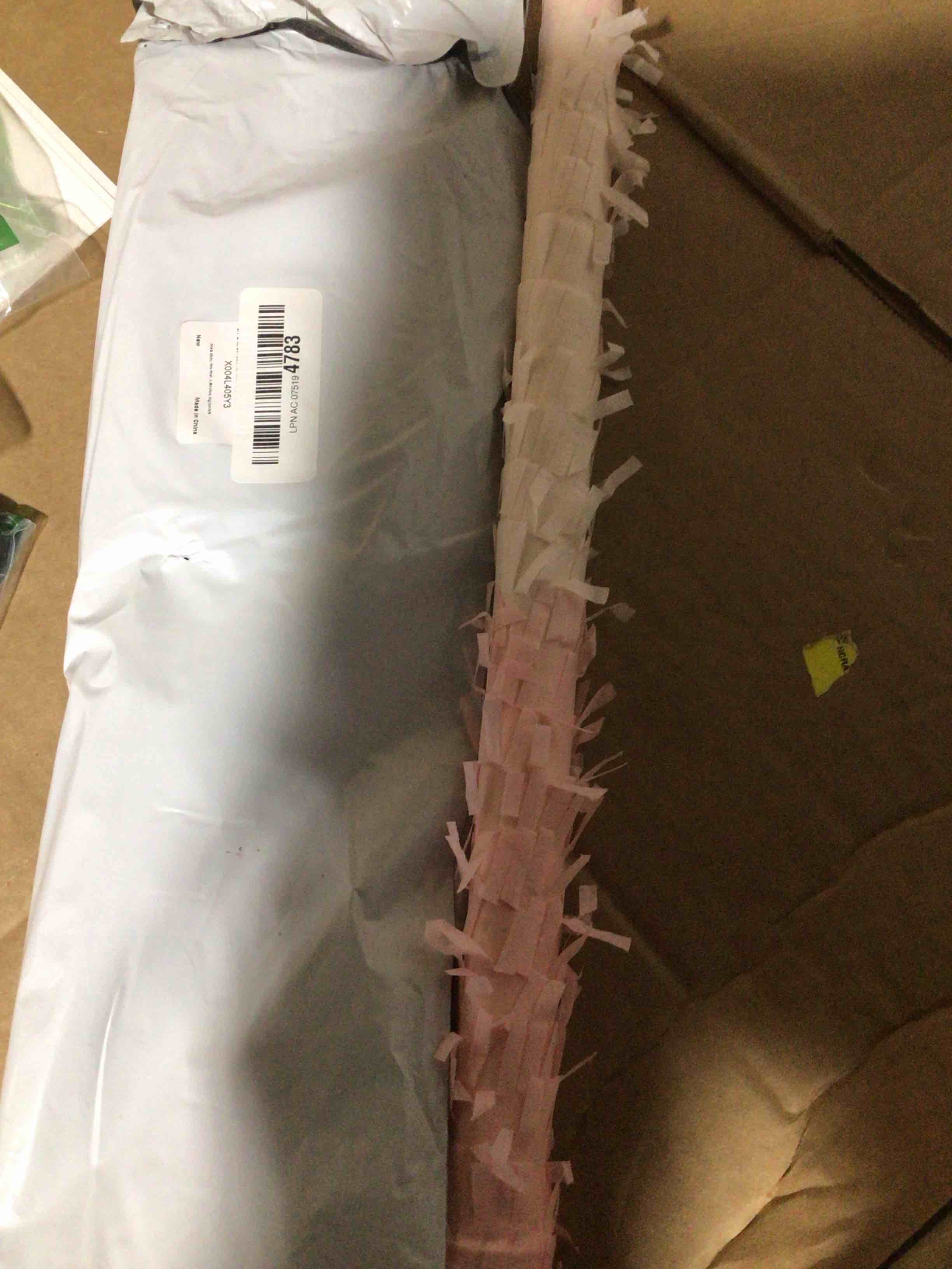 Condition photo showing New/Like New for piñata stick confetti (similar)