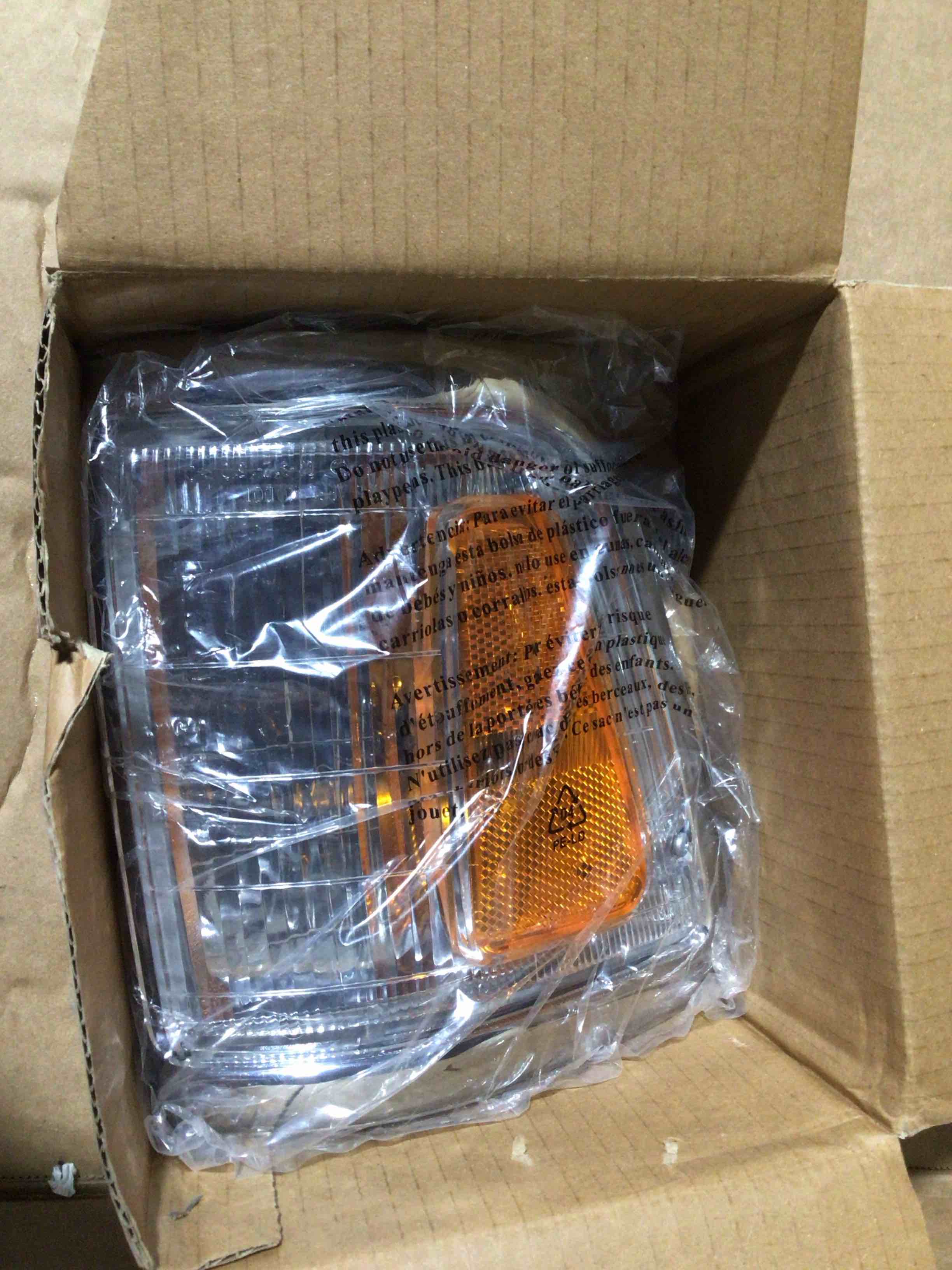 Condition photo showing New/Like New for For Toyota pick up 4WD  1pcs