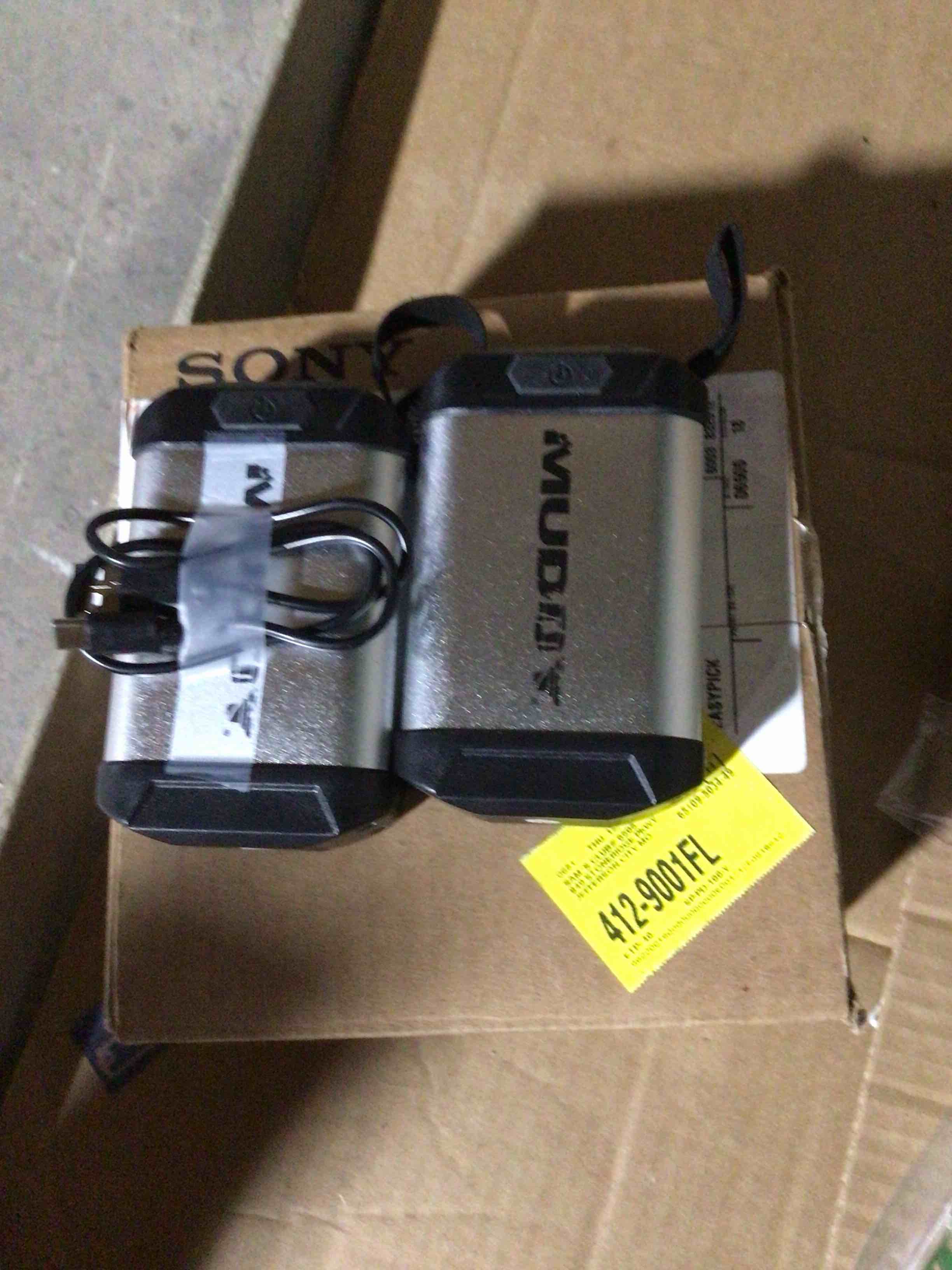 Muddy 3-In-1 Rechargeable Hand Warmers