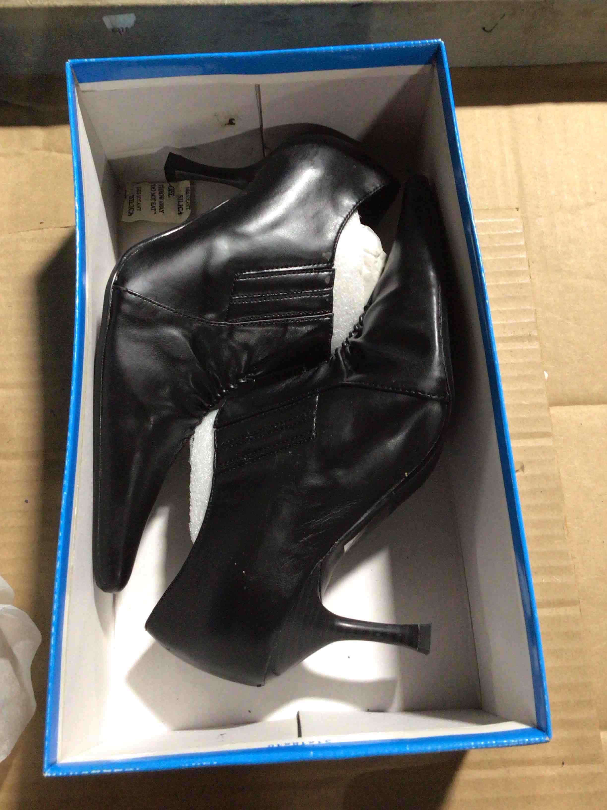 Condition photo showing New/Like New for Black high heel ankle boots with pointed toe for women 