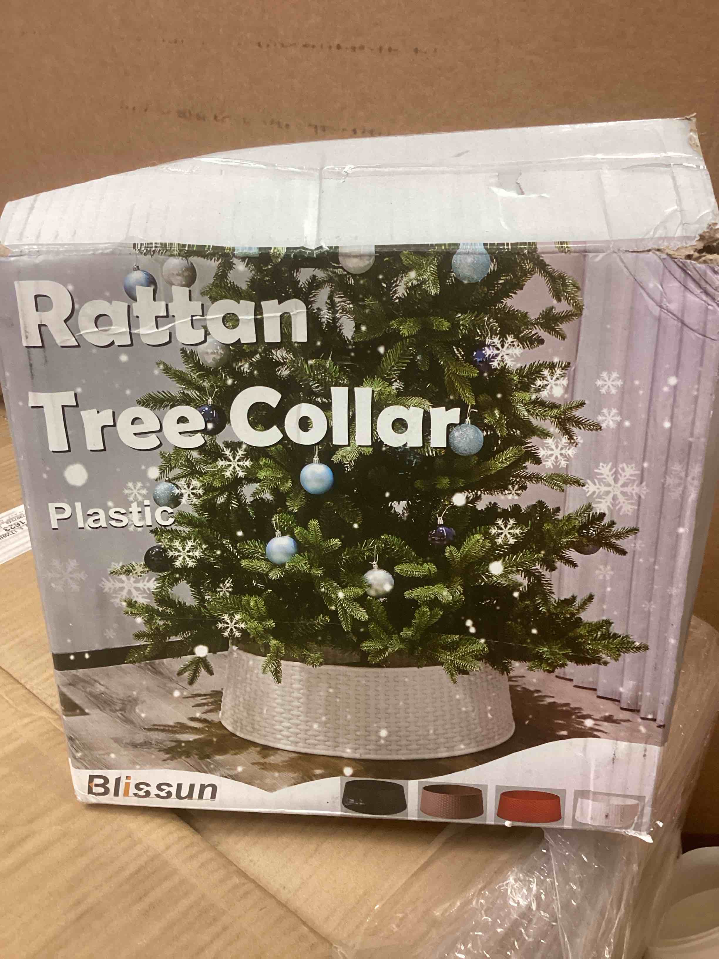 Condition photo showing Good Condition for Blissun Christmas Tree Ring, 28.5" Plastic Christmas Tree Collar, Christmas Tree Skirt for Artificial Christmas Trees Decoration (Extra Large, White)