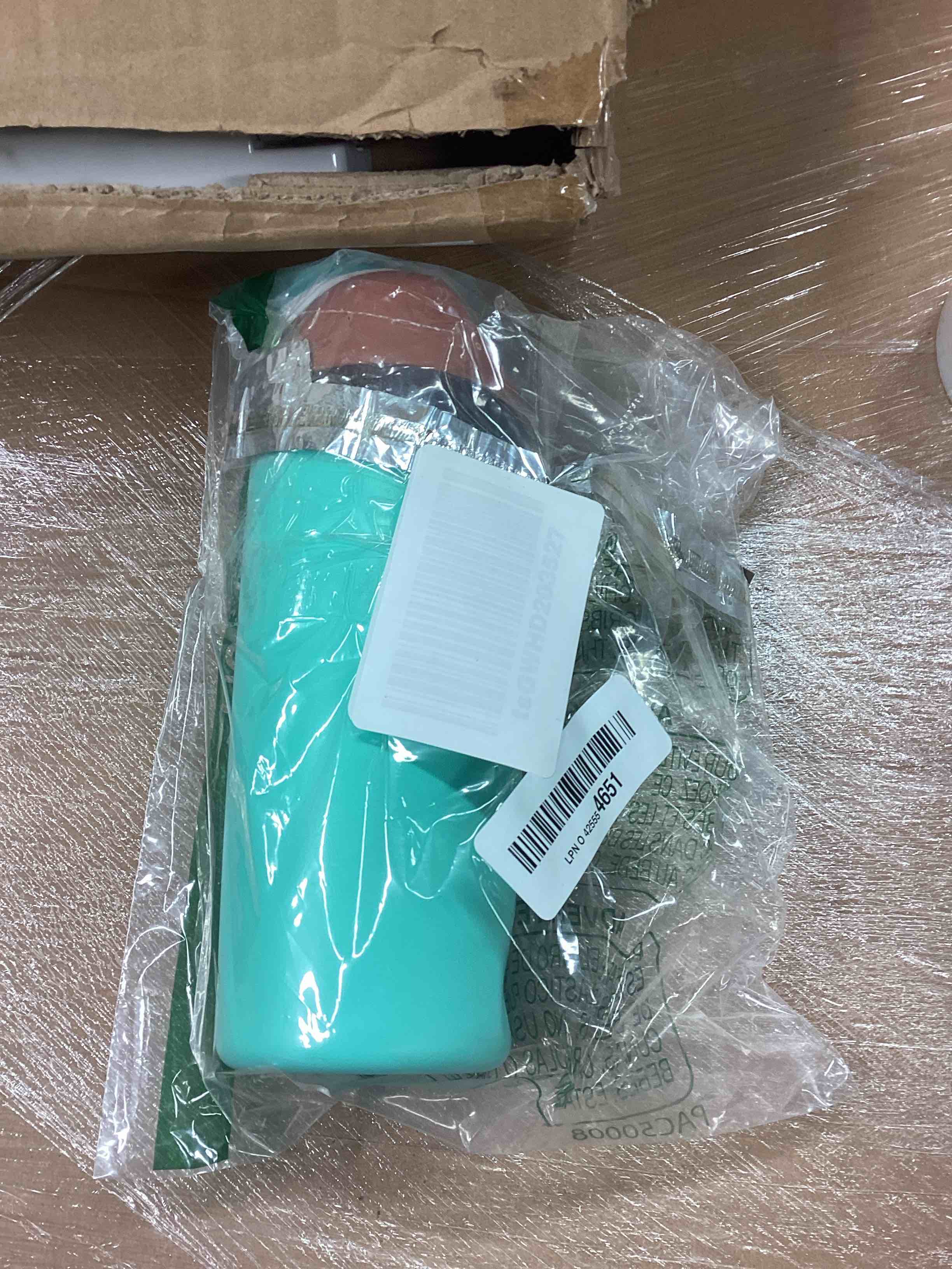 Condition photo showing New/Like New for Owala Kids FreeSip Insulated Stainless Steel Water Bottle with Straw for Sports, Travel, and School BPA-Free Sports Water Bottle, 16 oz, Mint Chocolate Mint Chocolate 16 Ounces